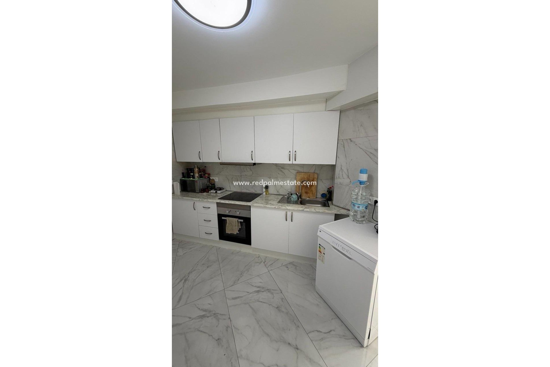 Revente - Appartement -
Torrevieja - Playa de los Locos