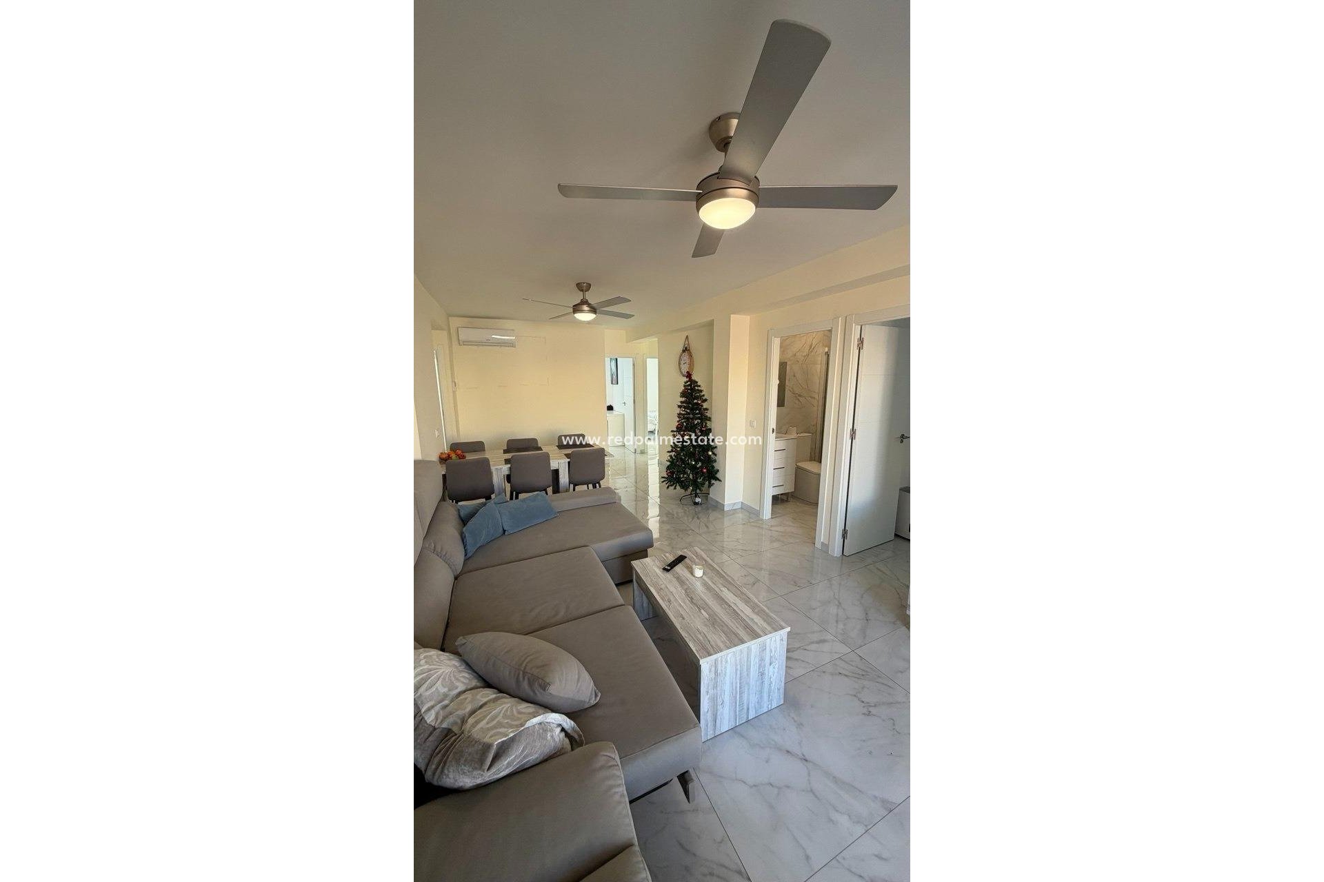 Revente - Appartement -
Torrevieja - Playa de los Locos
