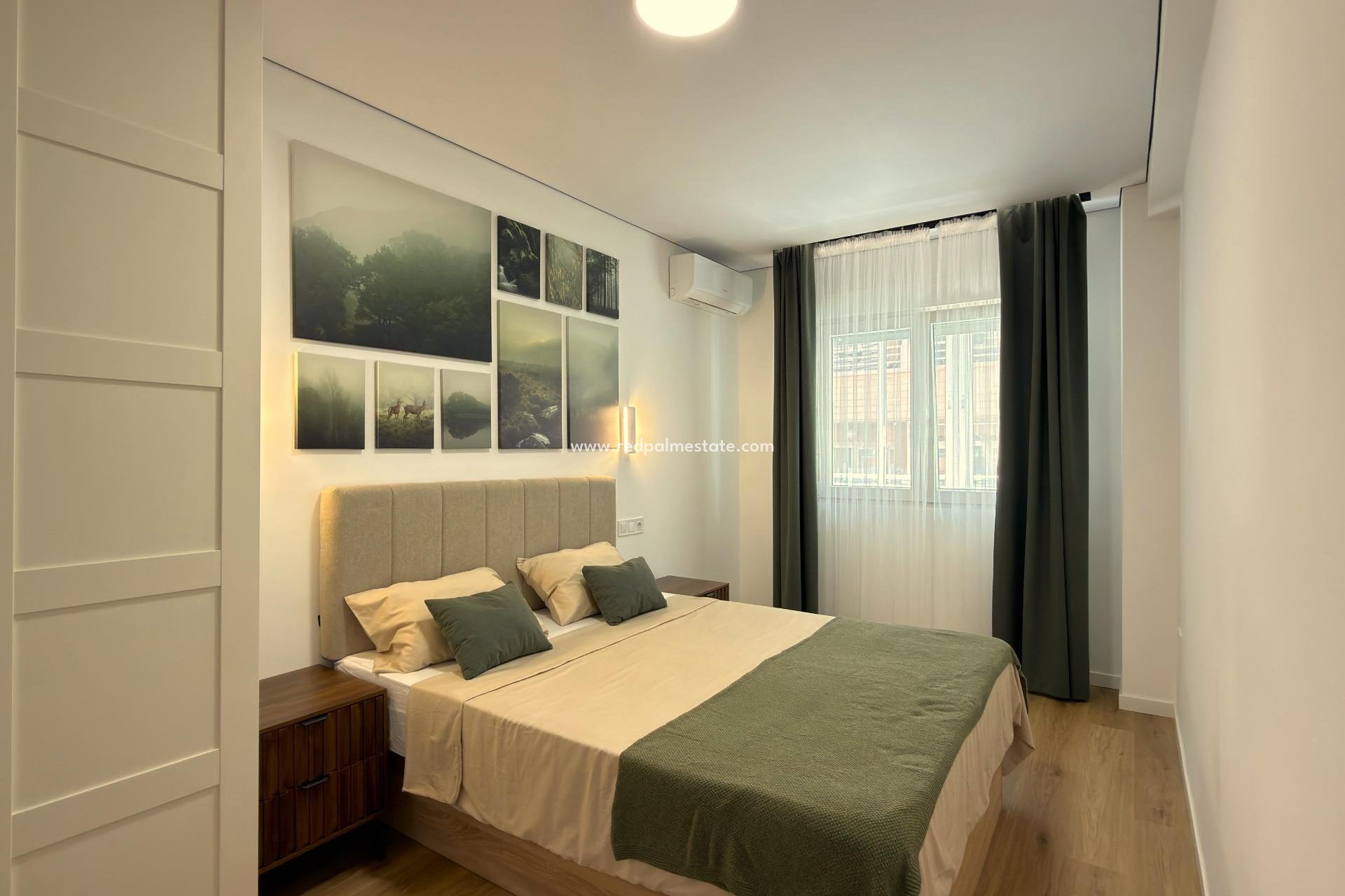 Revente - Appartement -
Torrevieja - Playa de los Locos