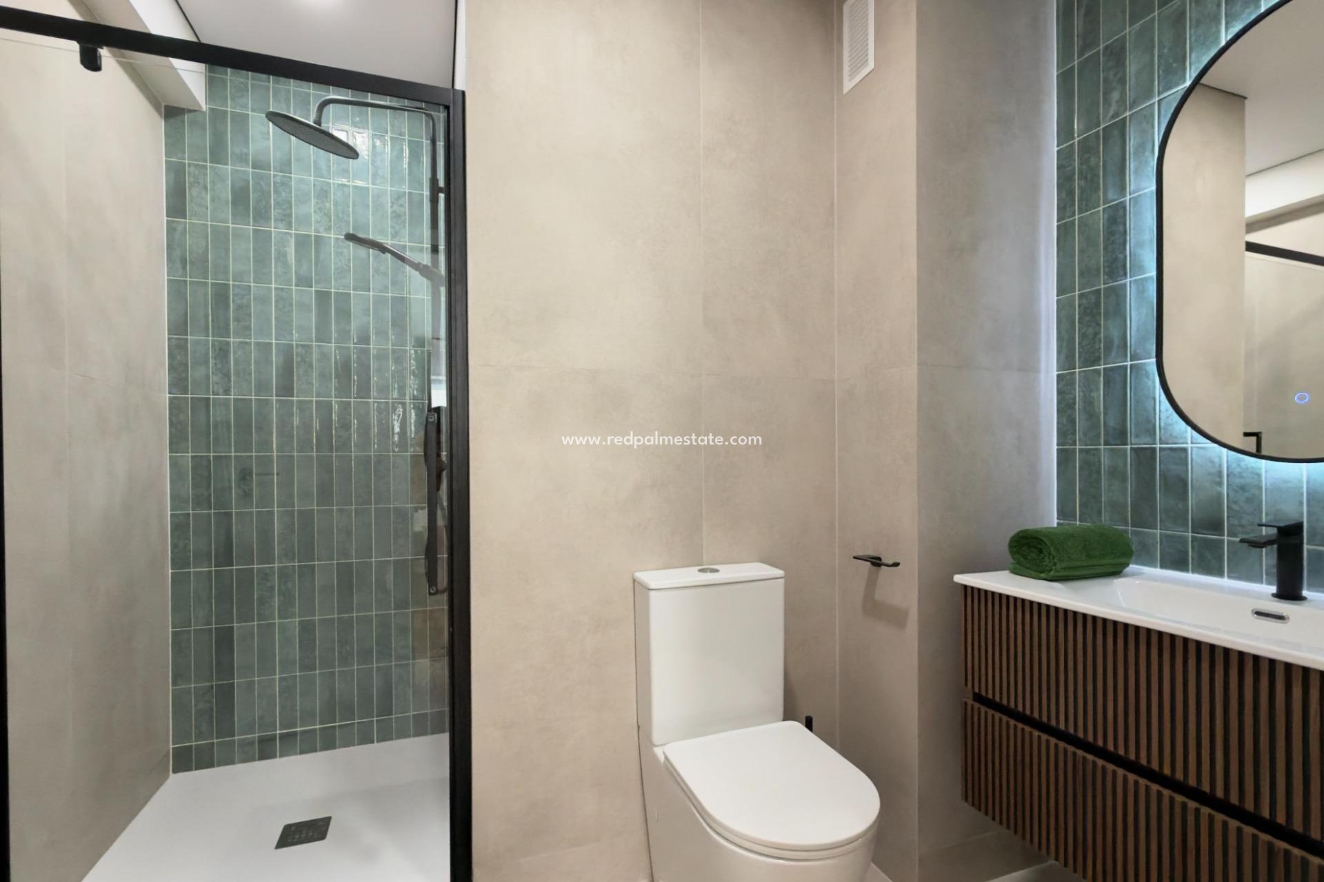 Revente - Appartement -
Torrevieja - Playa de los Locos