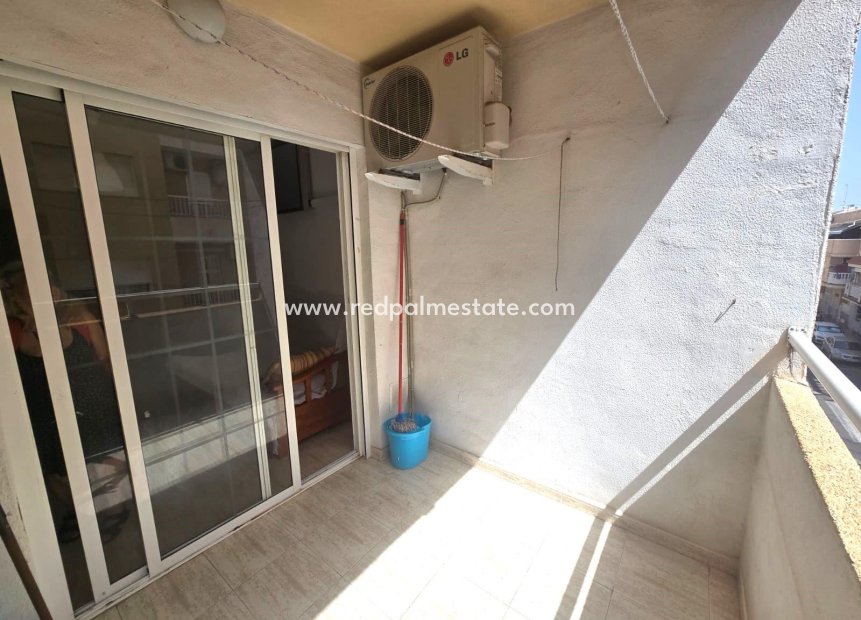 Revente - Appartement -
Torrevieja - Playa de los Locos