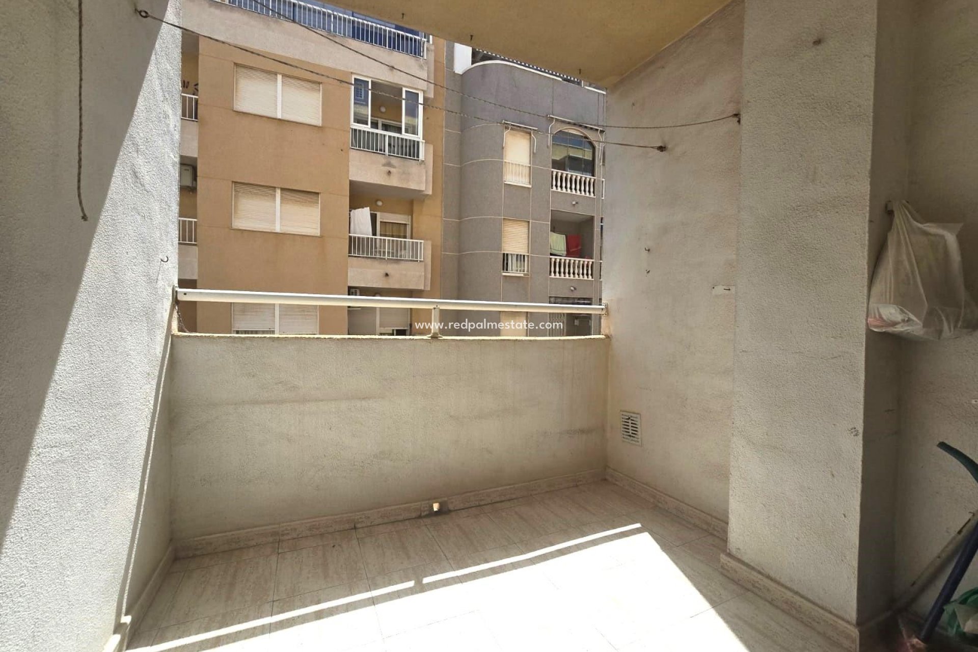 Revente - Appartement -
Torrevieja - Playa de los Locos