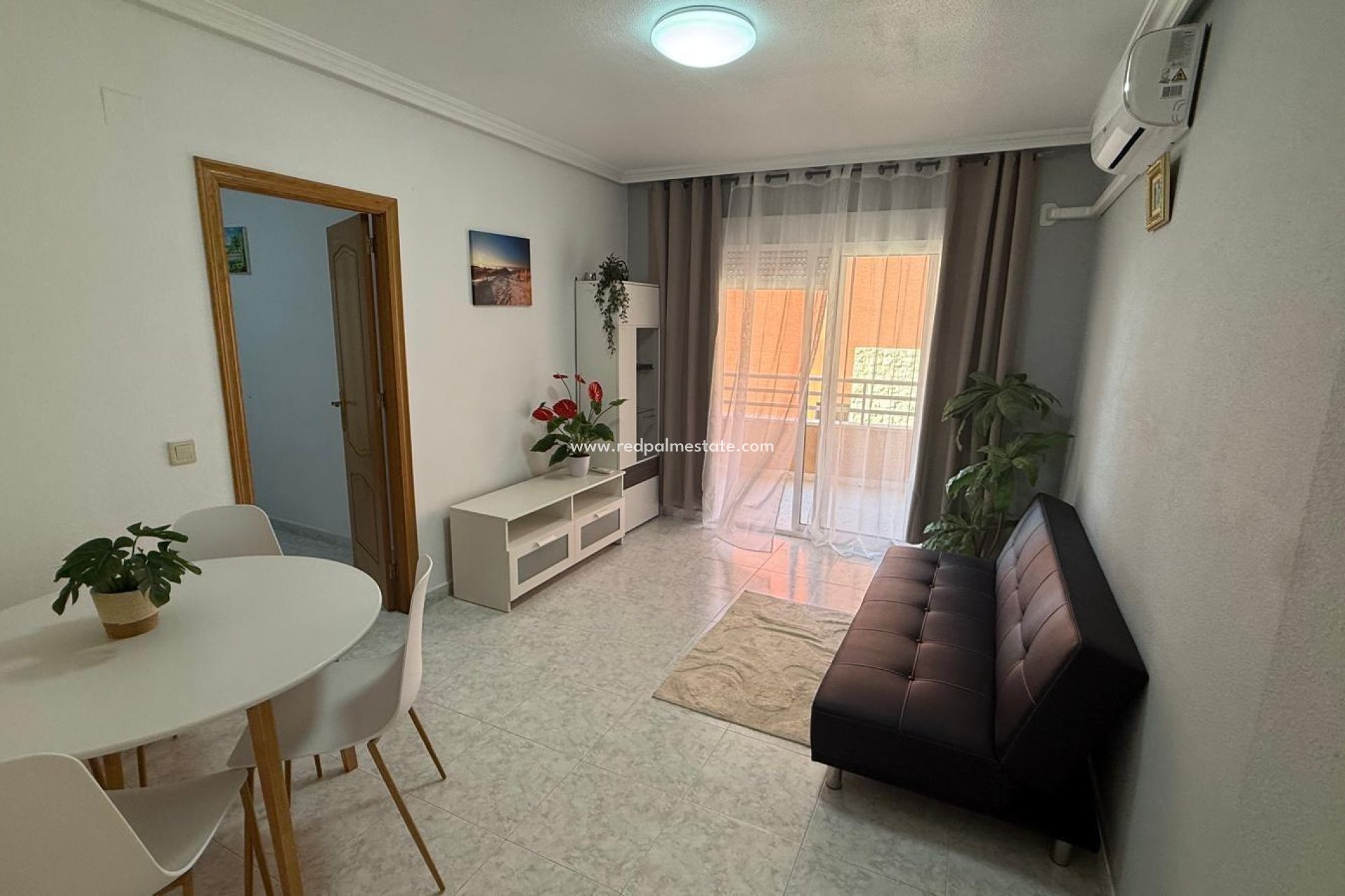Revente - Appartement -
Torrevieja - Playa de los Locos