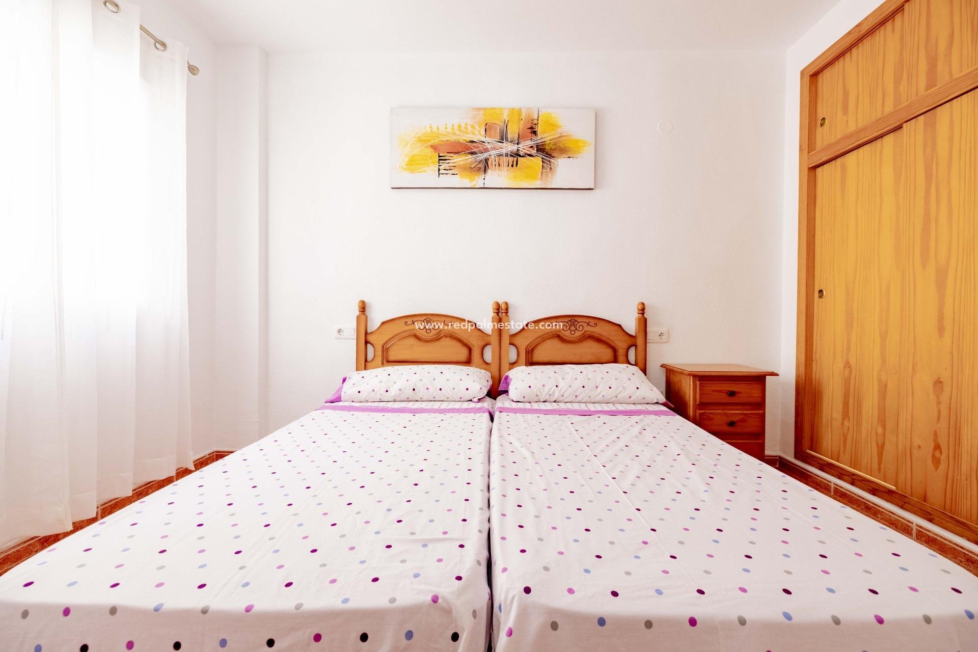 Revente - Appartement -
Torrevieja - Playa de los Locos