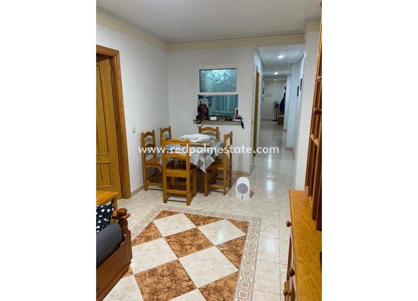 Revente - Appartement -
Torrevieja - Playa de los Locos