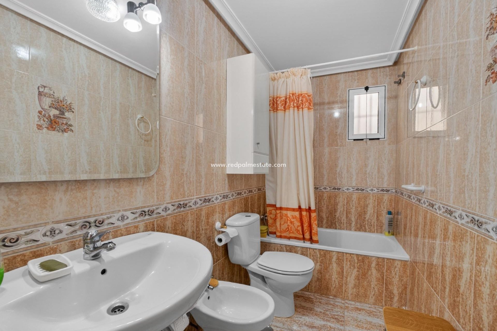 Revente - Appartement -
Torrevieja - Playa de los locos