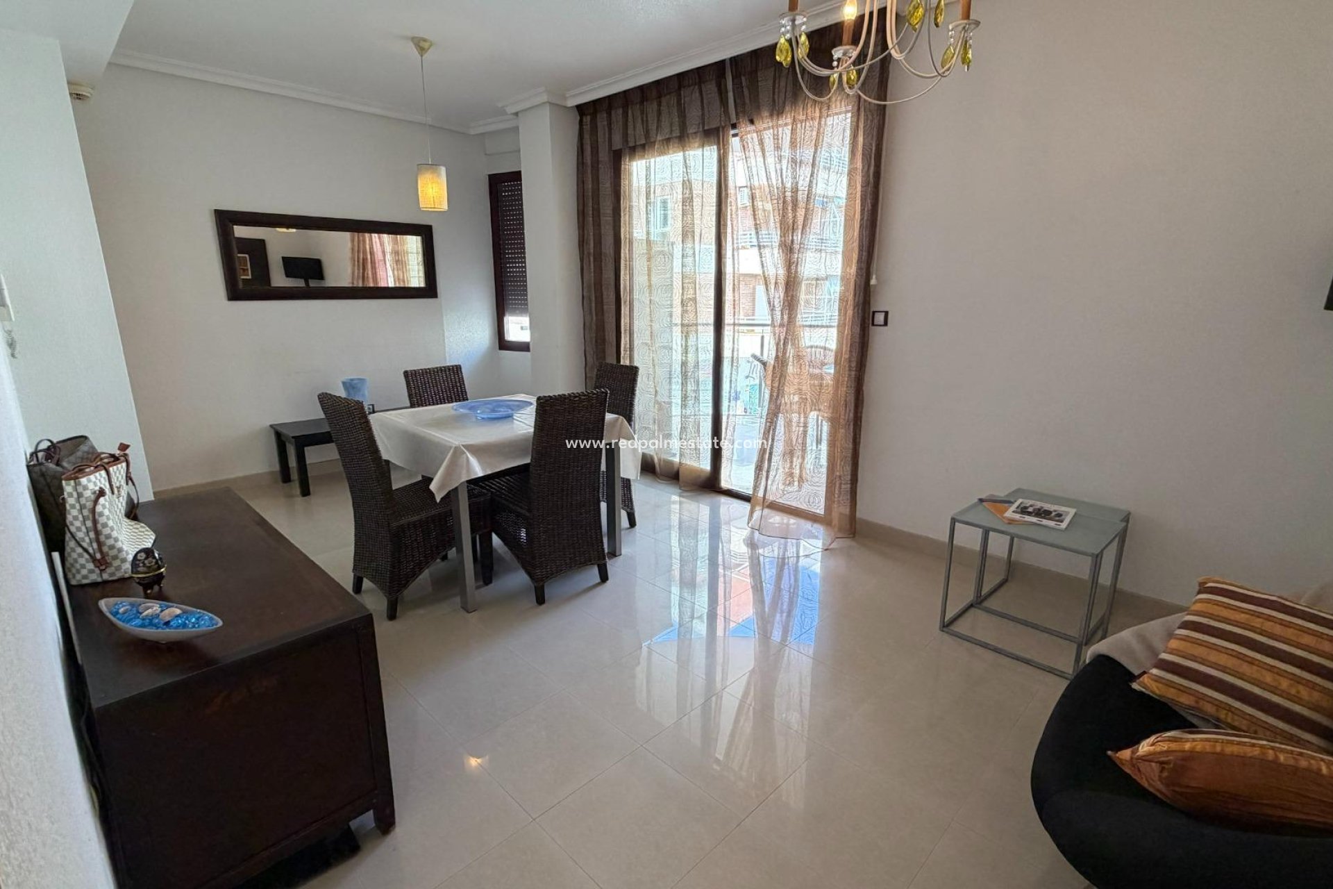 Revente - Appartement -
Torrevieja - Playa de los Locos