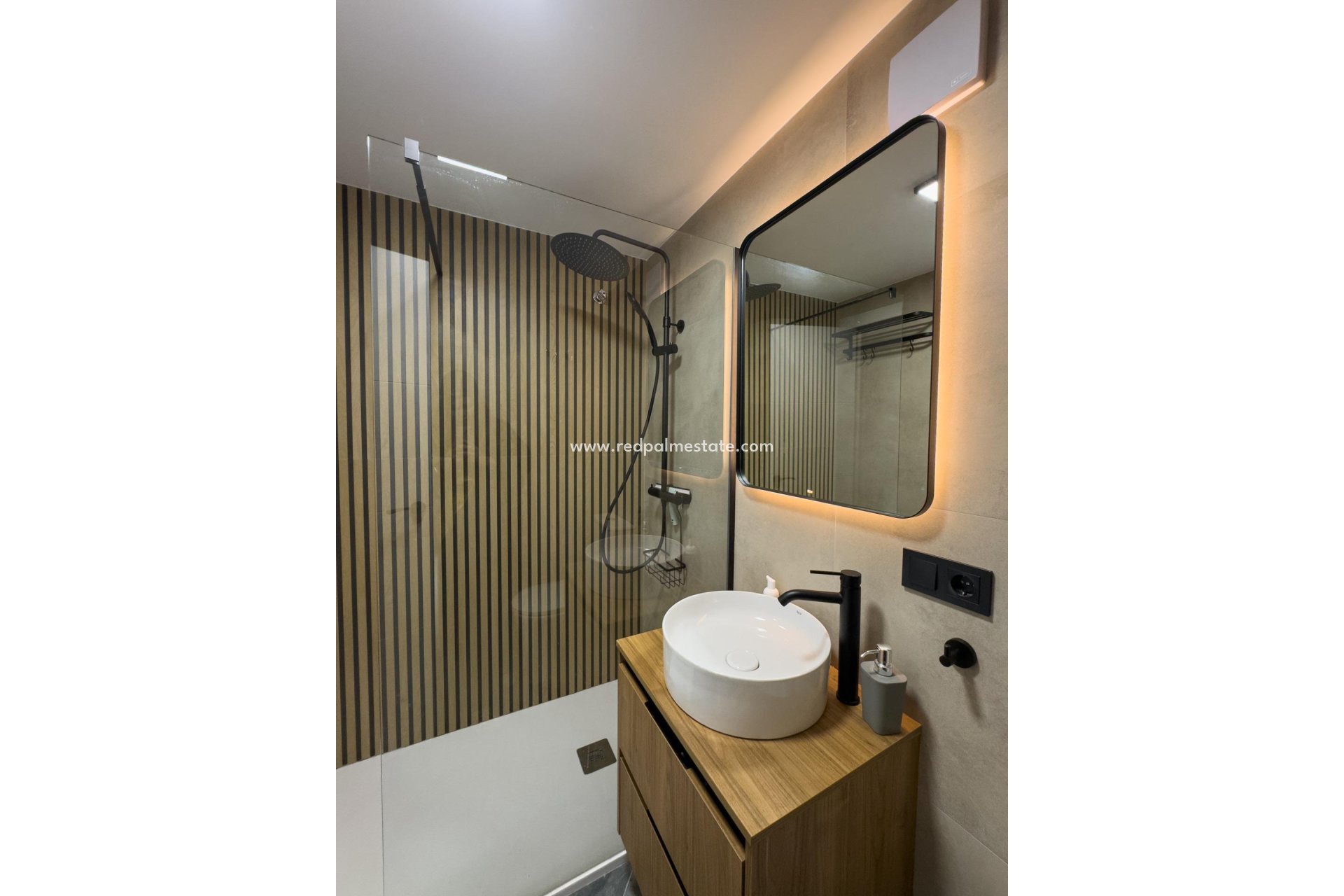 Revente - Appartement -
Torrevieja - Playa de los Locos
