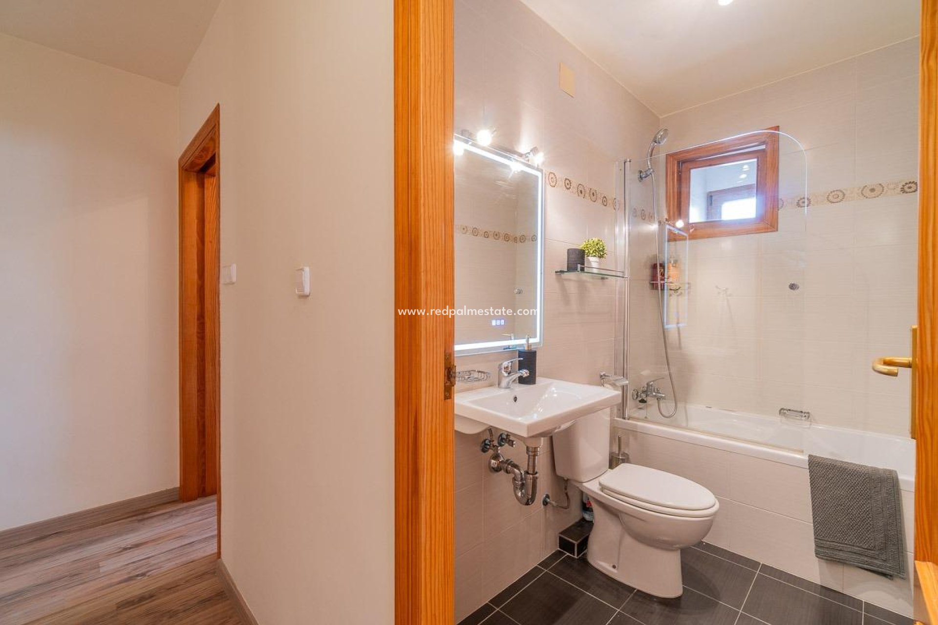 Revente - Appartement -
Torrevieja - Playa de los Naufragos