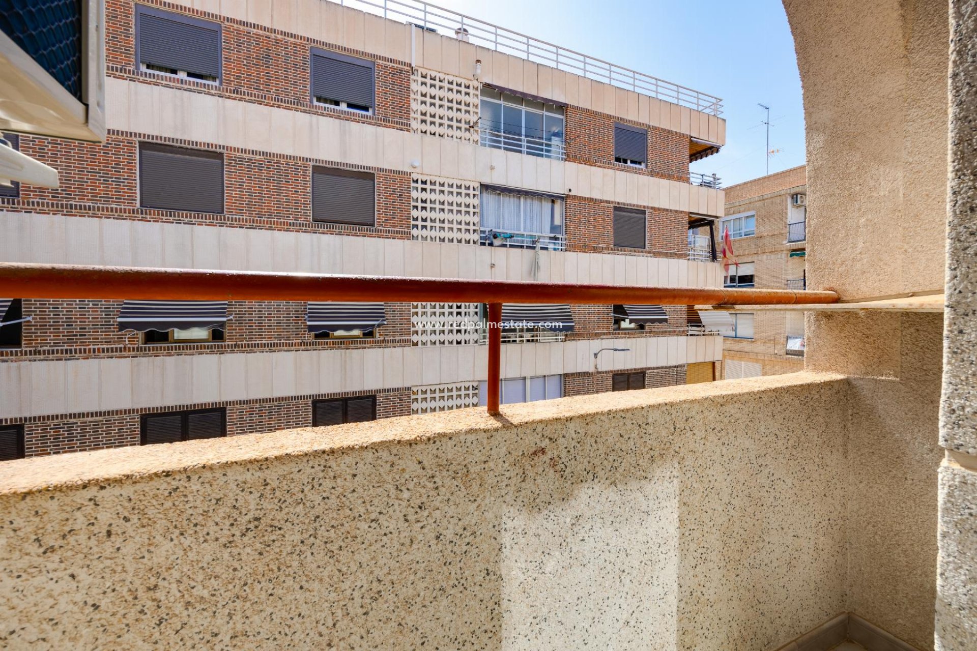 Revente - Appartement -
Torrevieja - Playa del Acequión