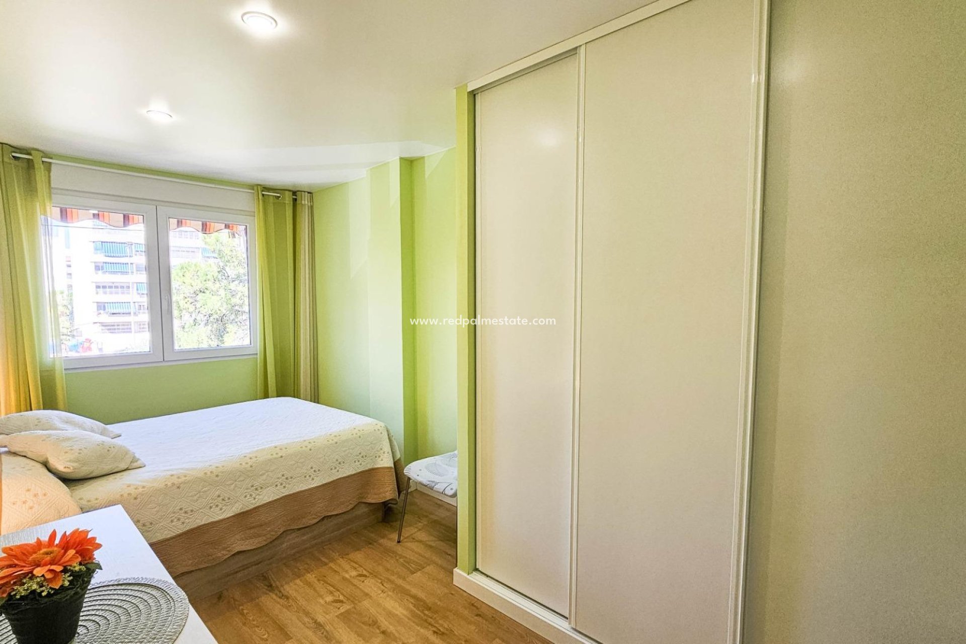 Revente - Appartement -
Torrevieja - Playa del Cura