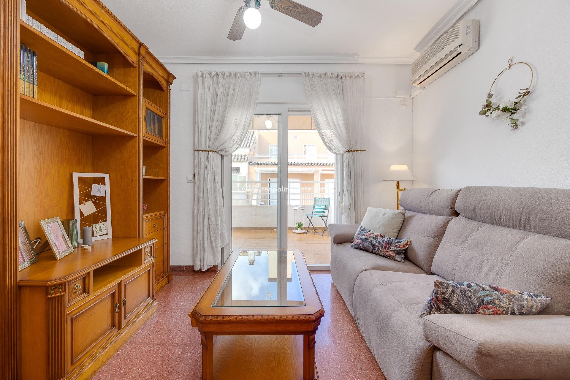 Revente - Appartement -
Torrevieja - Playa del Cura