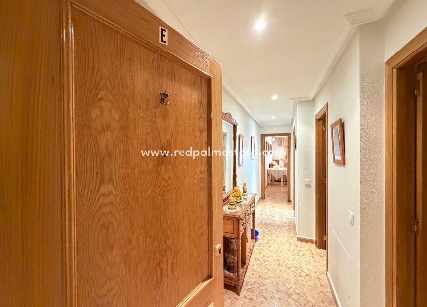 Revente - Appartement -
Torrevieja - Playa del Cura
