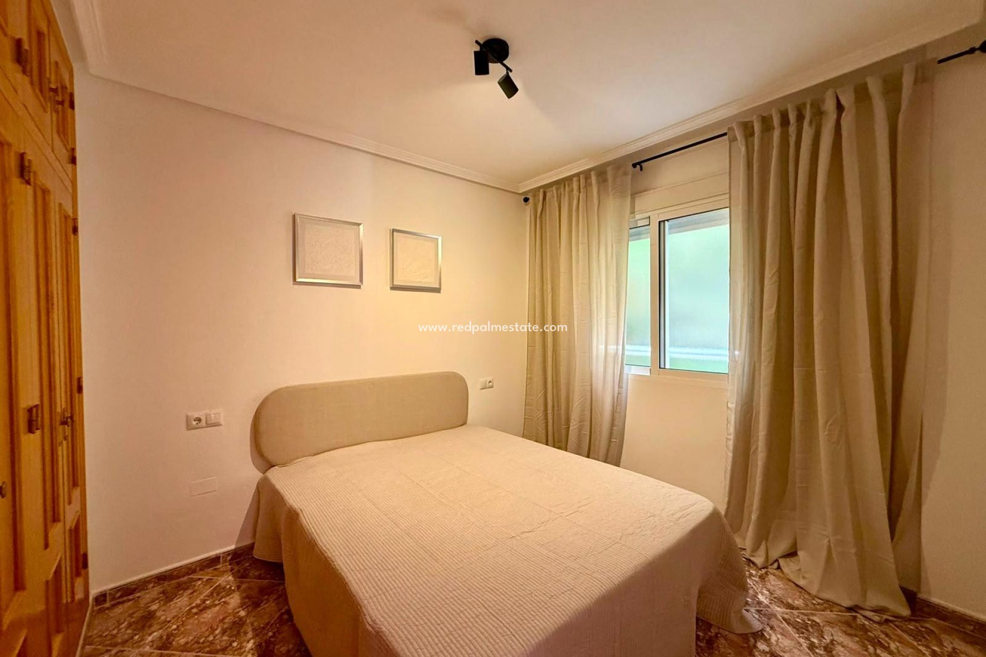 Revente - Appartement -
Torrevieja - Playa del Cura