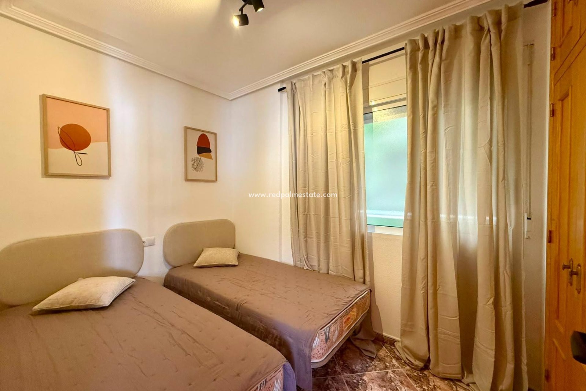 Revente - Appartement -
Torrevieja - Playa del Cura