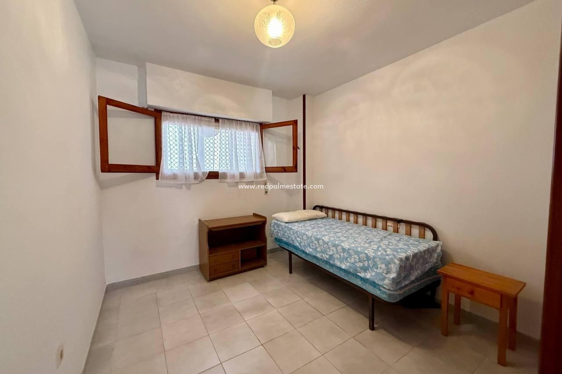 Revente - Appartement -
Torrevieja - Playa del Cura