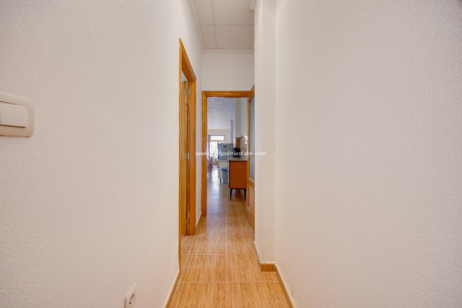 Revente - Appartement -
Torrevieja - Playa del Cura