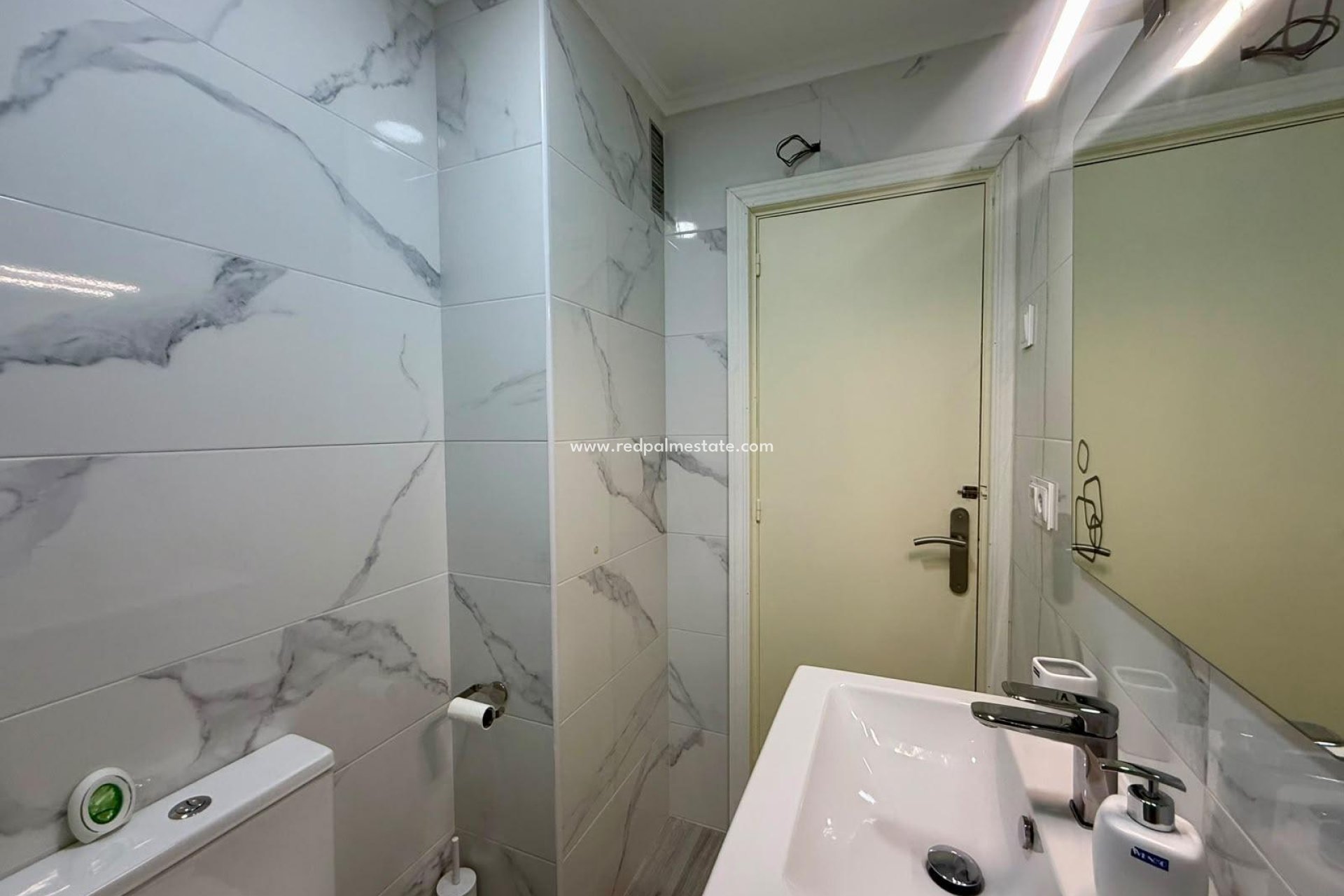 Revente - Appartement -
Torrevieja - Playa del Cura