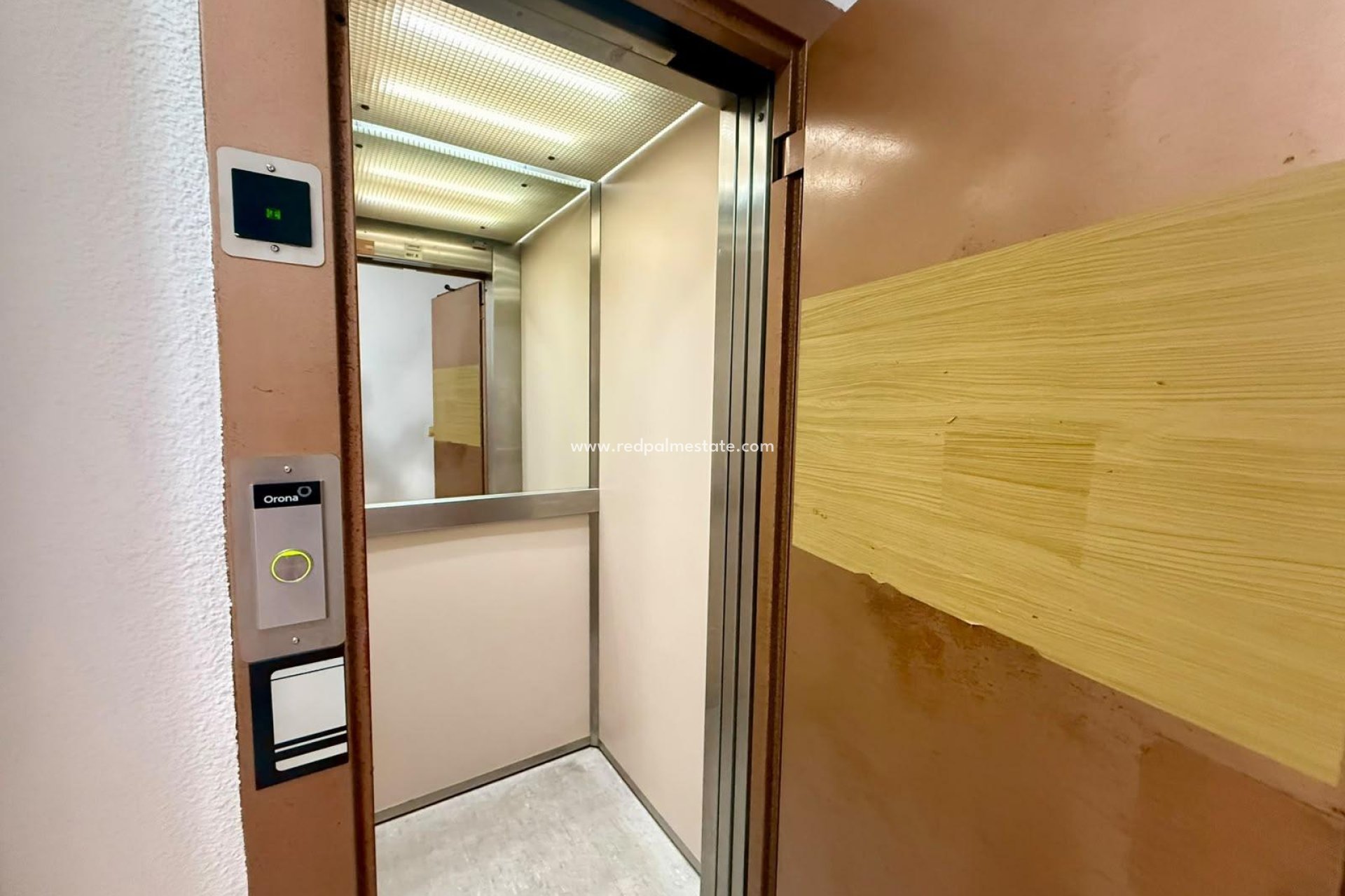 Revente - Appartement -
Torrevieja - Playa del Cura