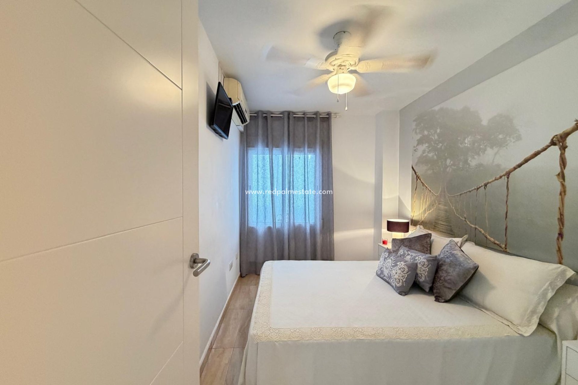 Revente - Appartement -
Torrevieja - Playa del Cura