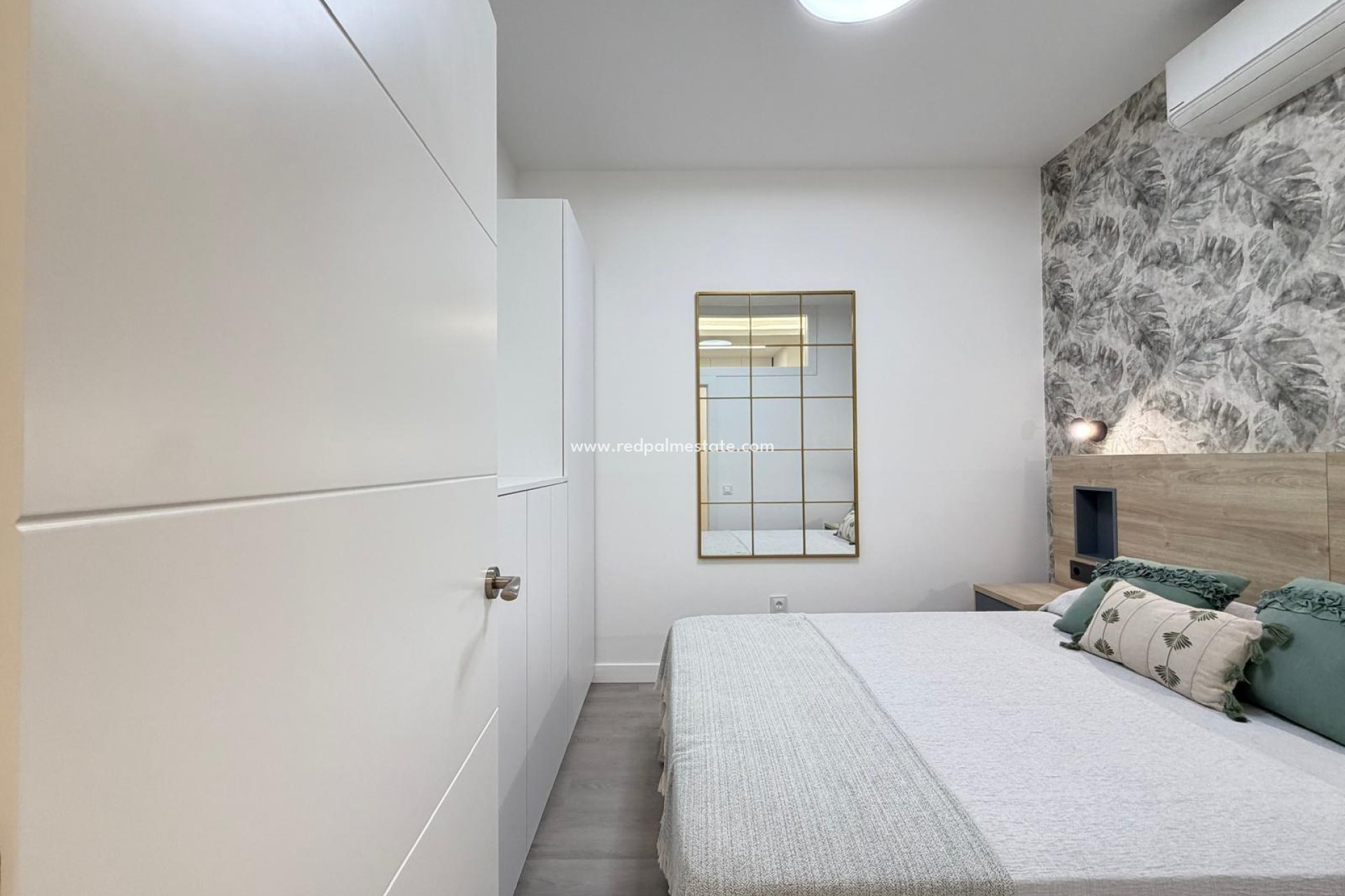 Revente - Appartement -
Torrevieja - Playa del Cura