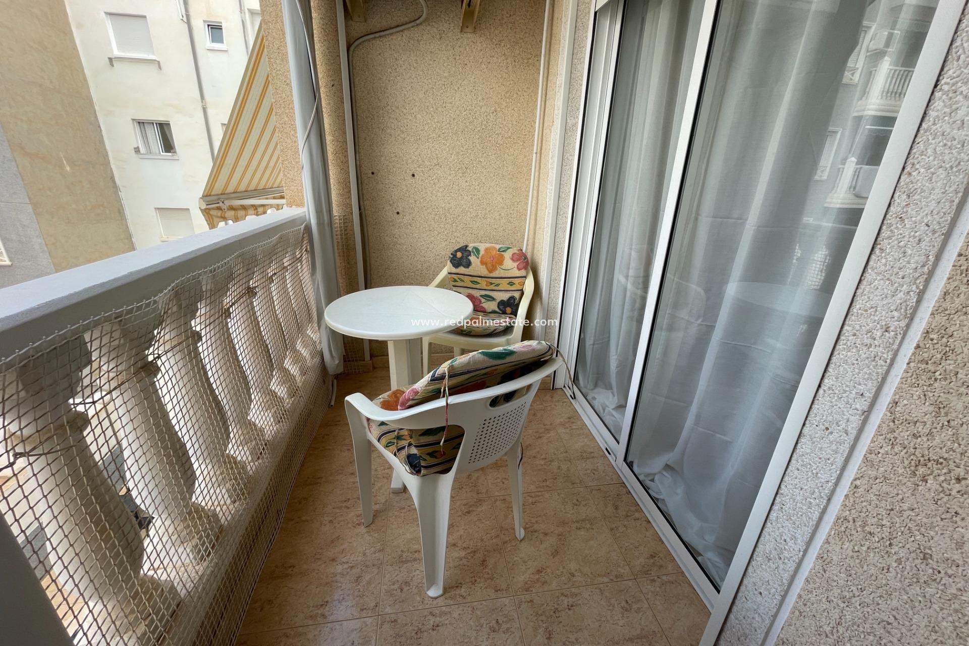 Revente - Appartement -
Torrevieja - Playa del Cura