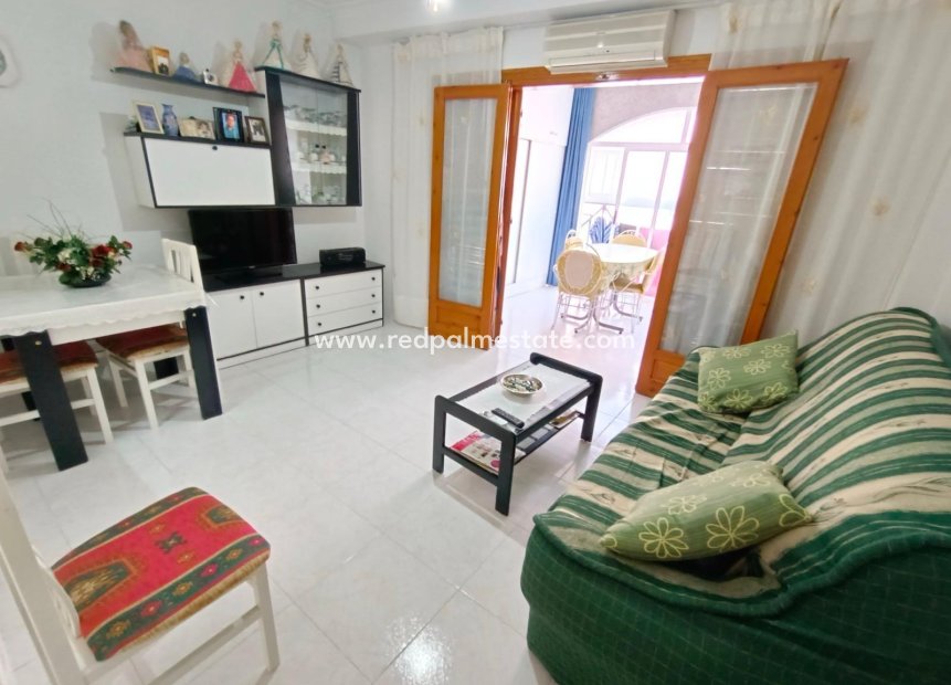 Revente - Appartement -
Torrevieja - Playa del cura