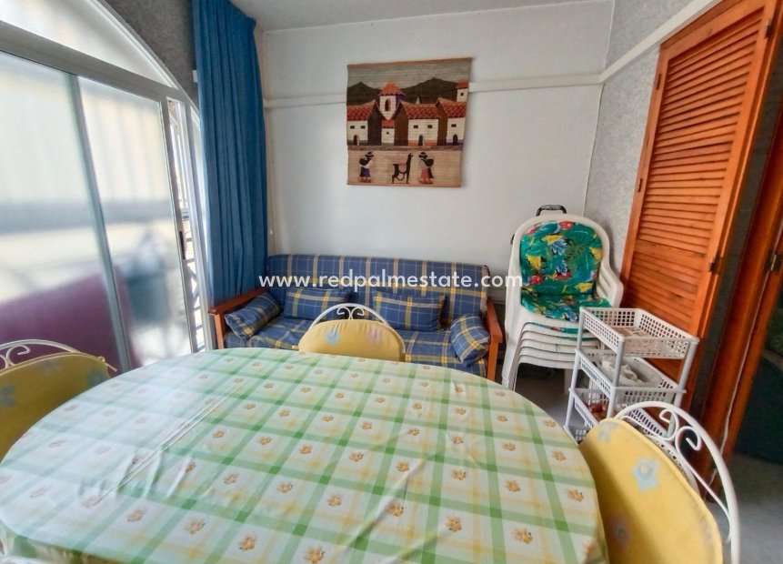 Revente - Appartement -
Torrevieja - Playa del cura