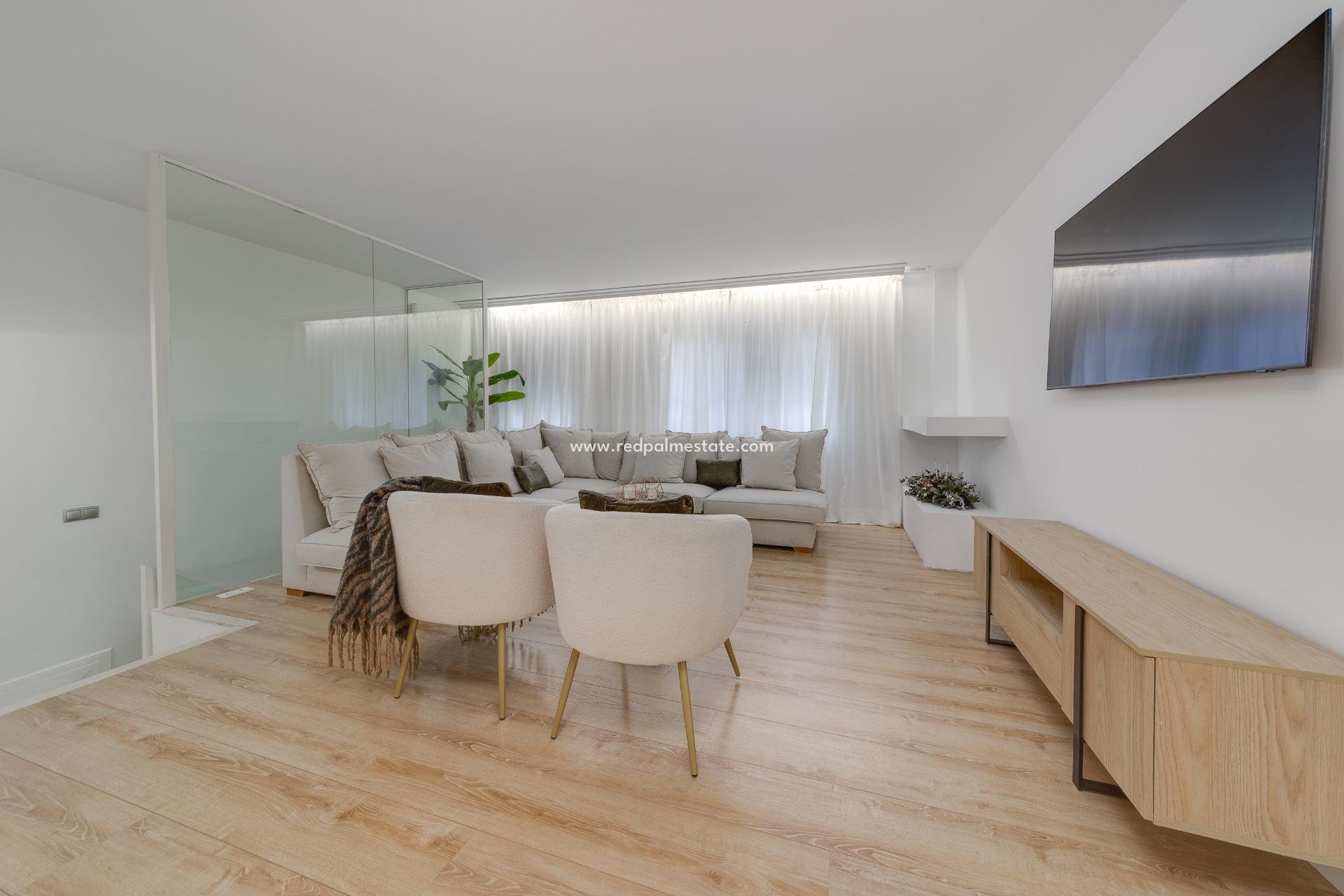 Revente - Appartement -
Torrevieja - Playa del Cura