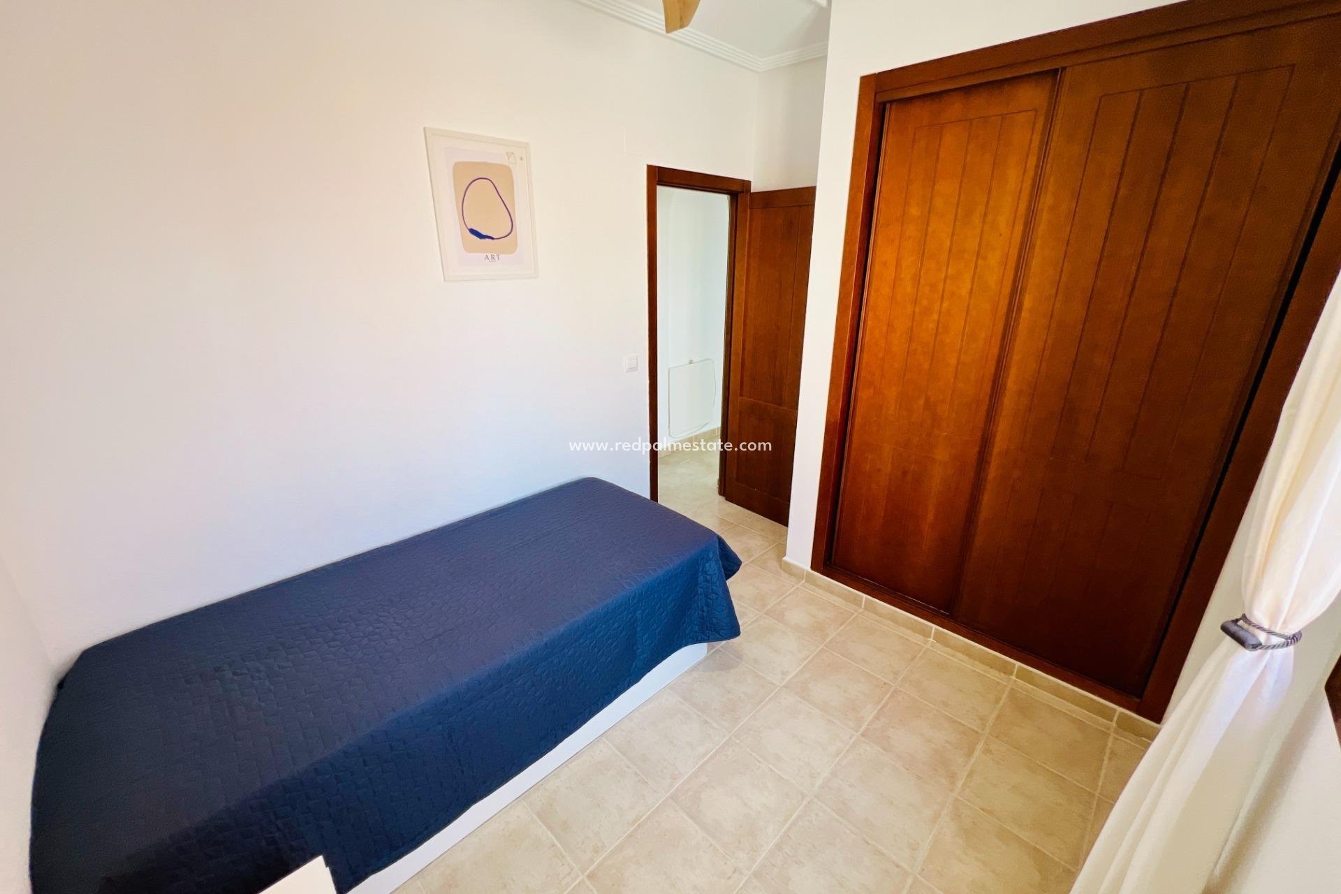 Revente - Appartement -
Torrevieja - Playa del cura