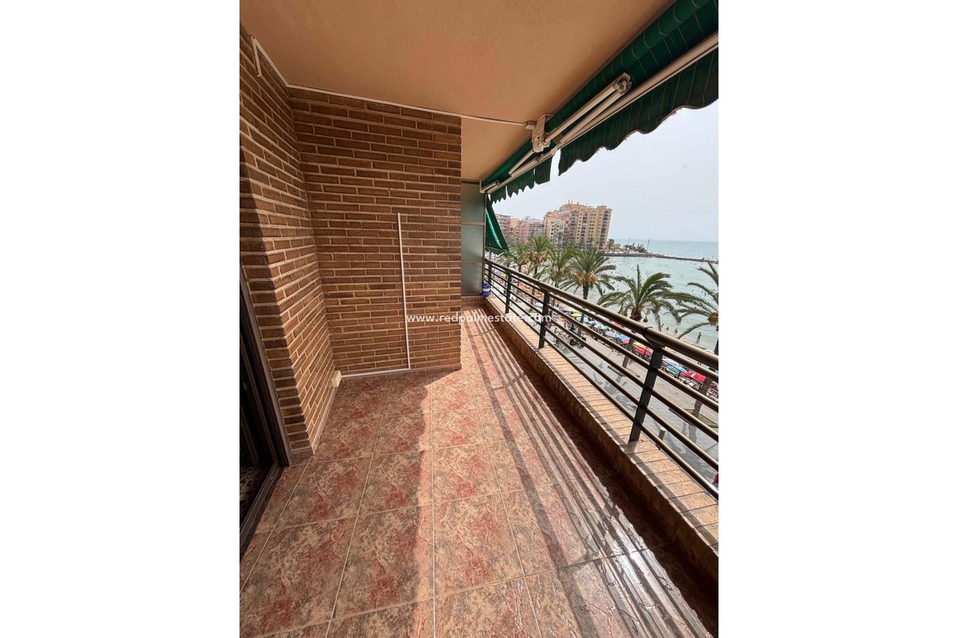 Revente - Appartement -
Torrevieja - Playa del cura