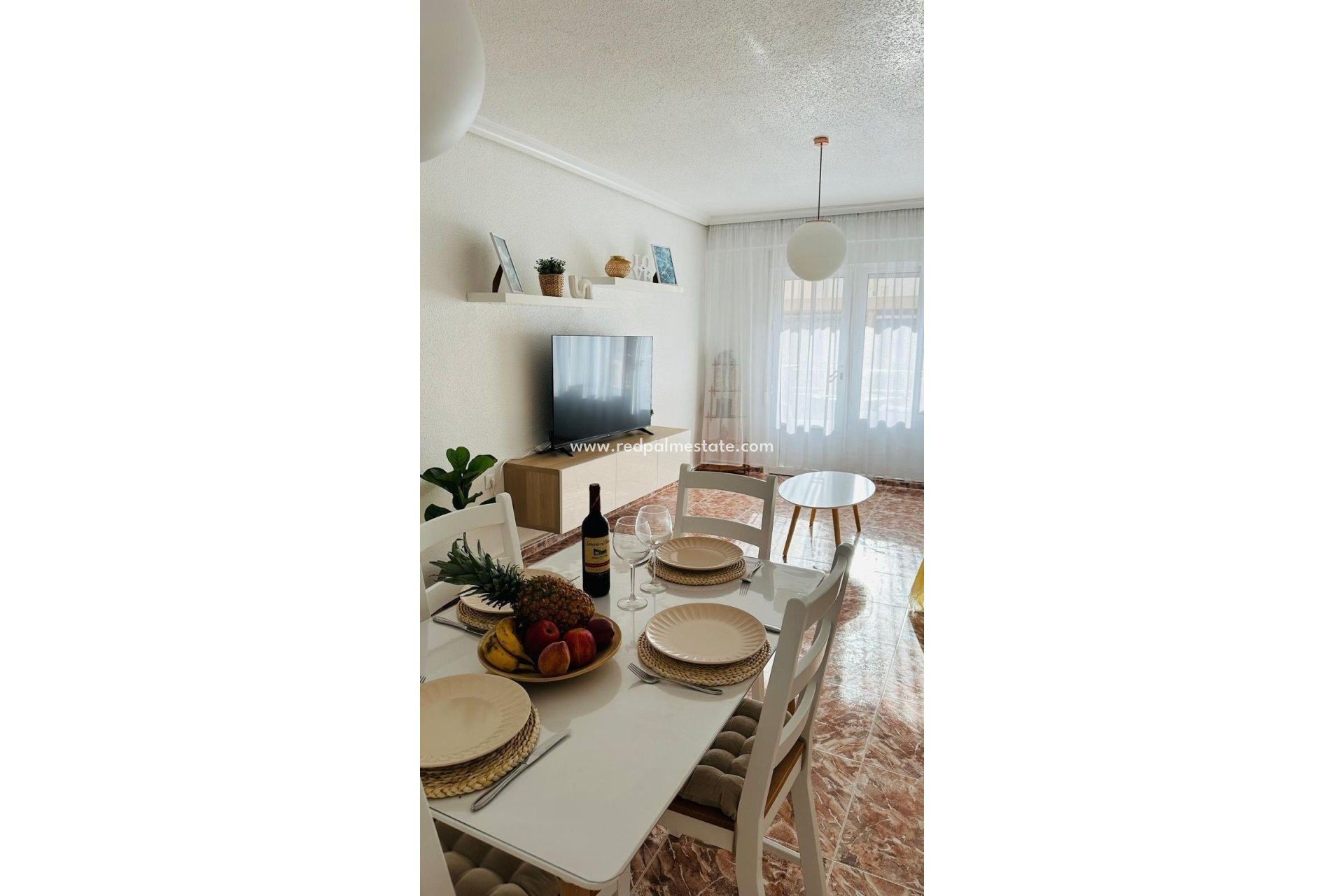 Revente - Appartement -
Torrevieja - Playa del cura