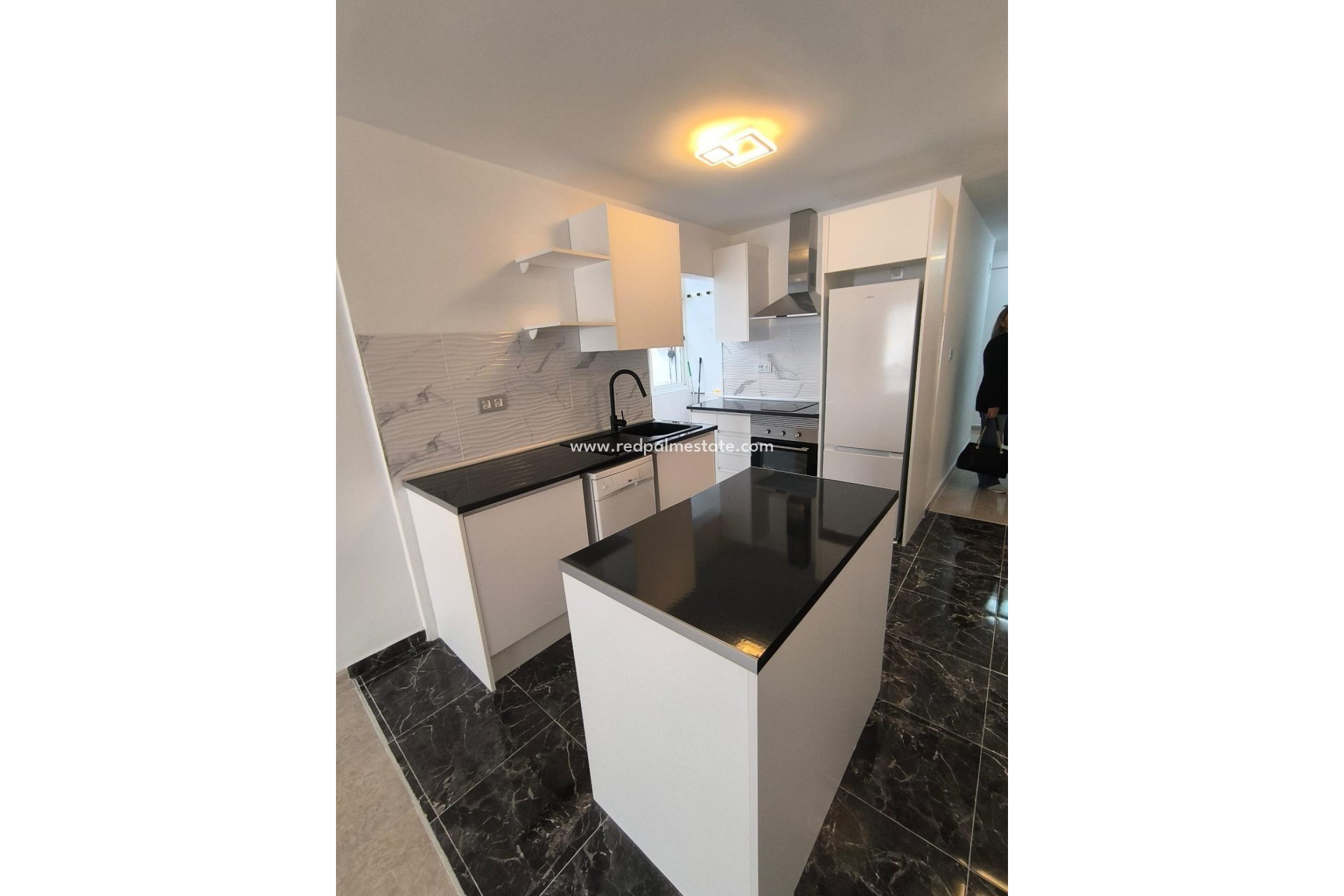 Revente - Appartement -
Torrevieja - Playa del cura