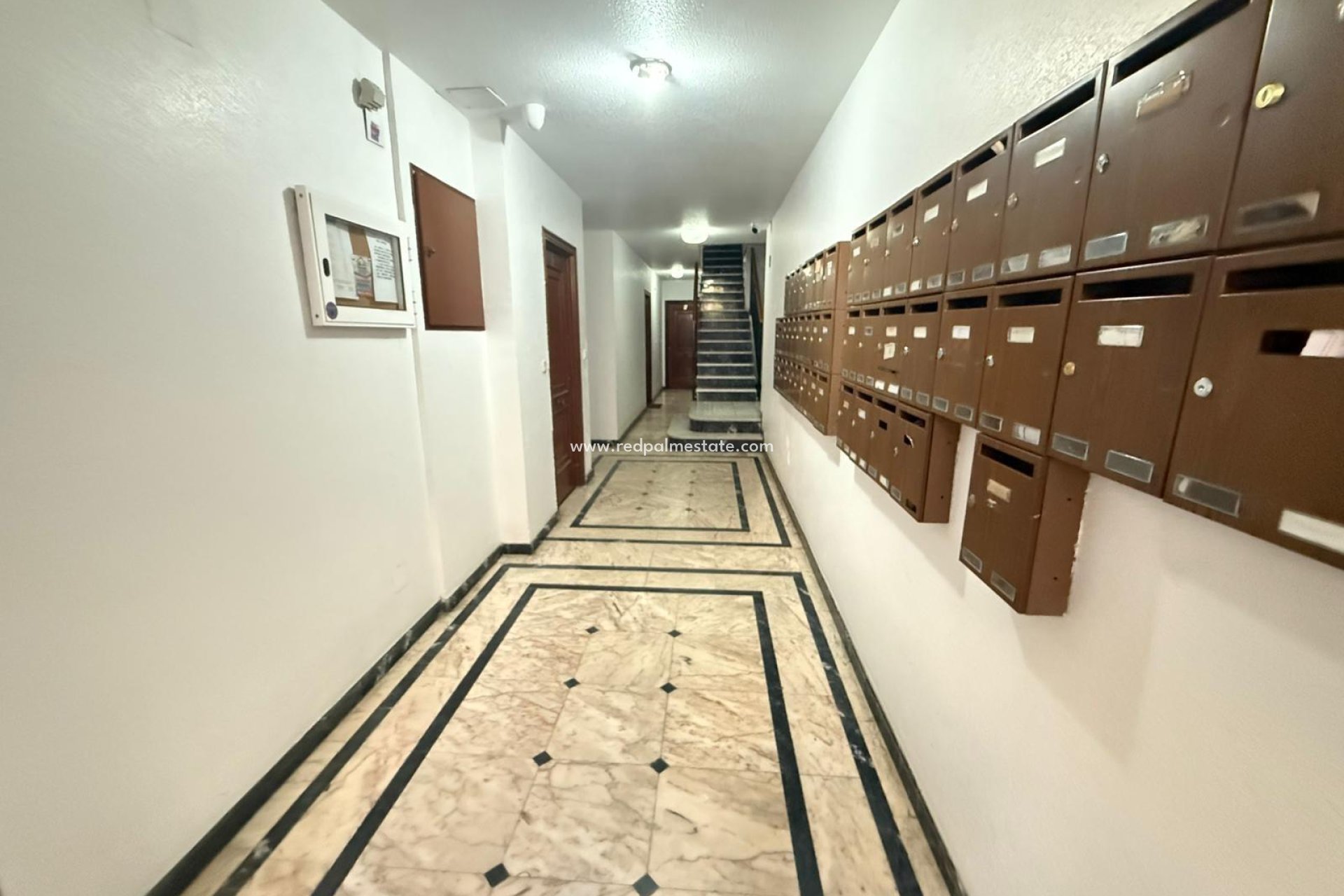 Revente - Appartement -
Torrevieja - Playa del Cura