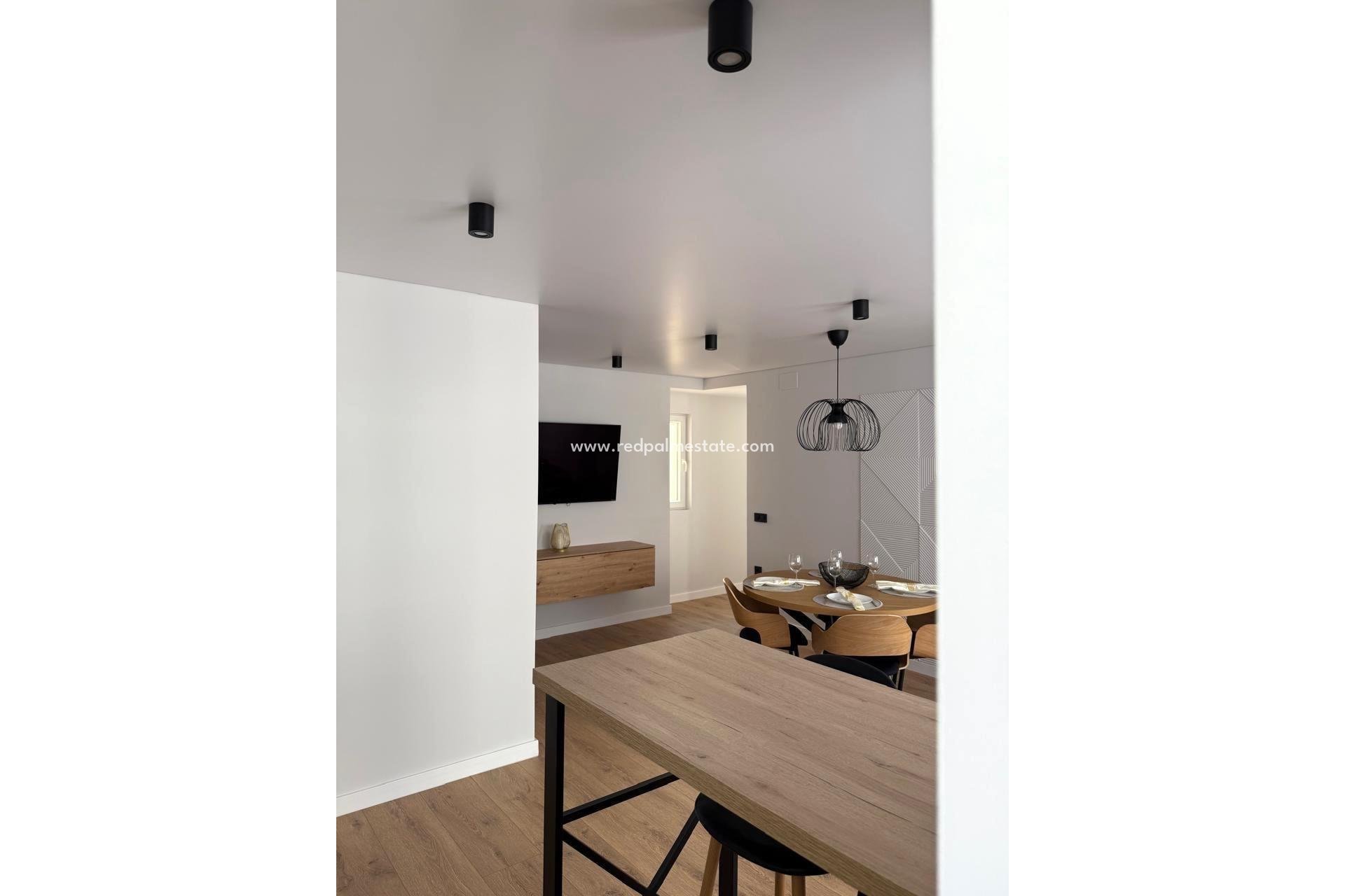 Revente - Appartement -
Torrevieja - Playa del Cura