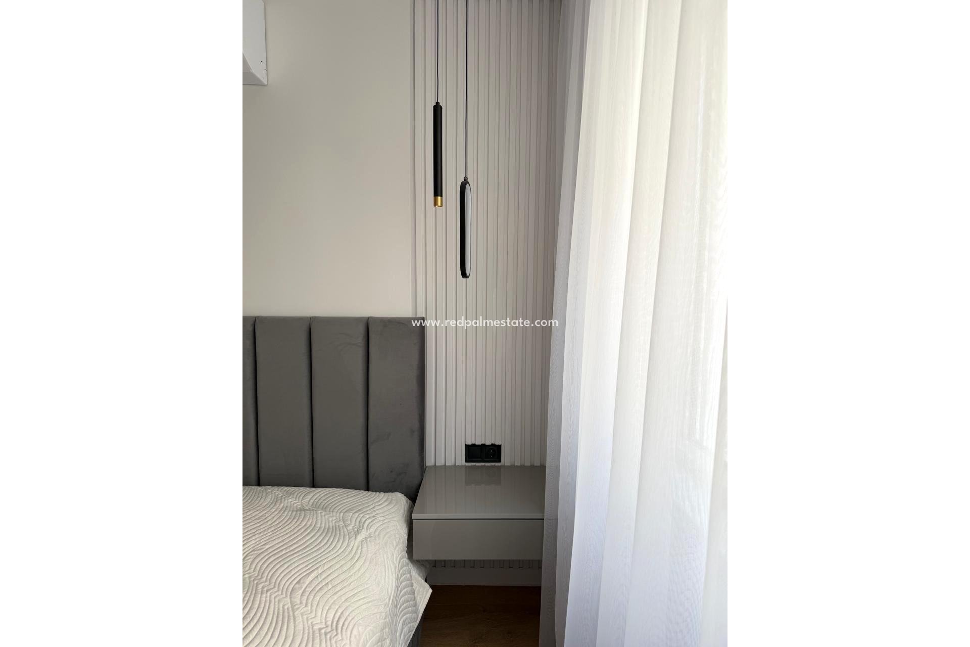 Revente - Appartement -
Torrevieja - Playa del Cura