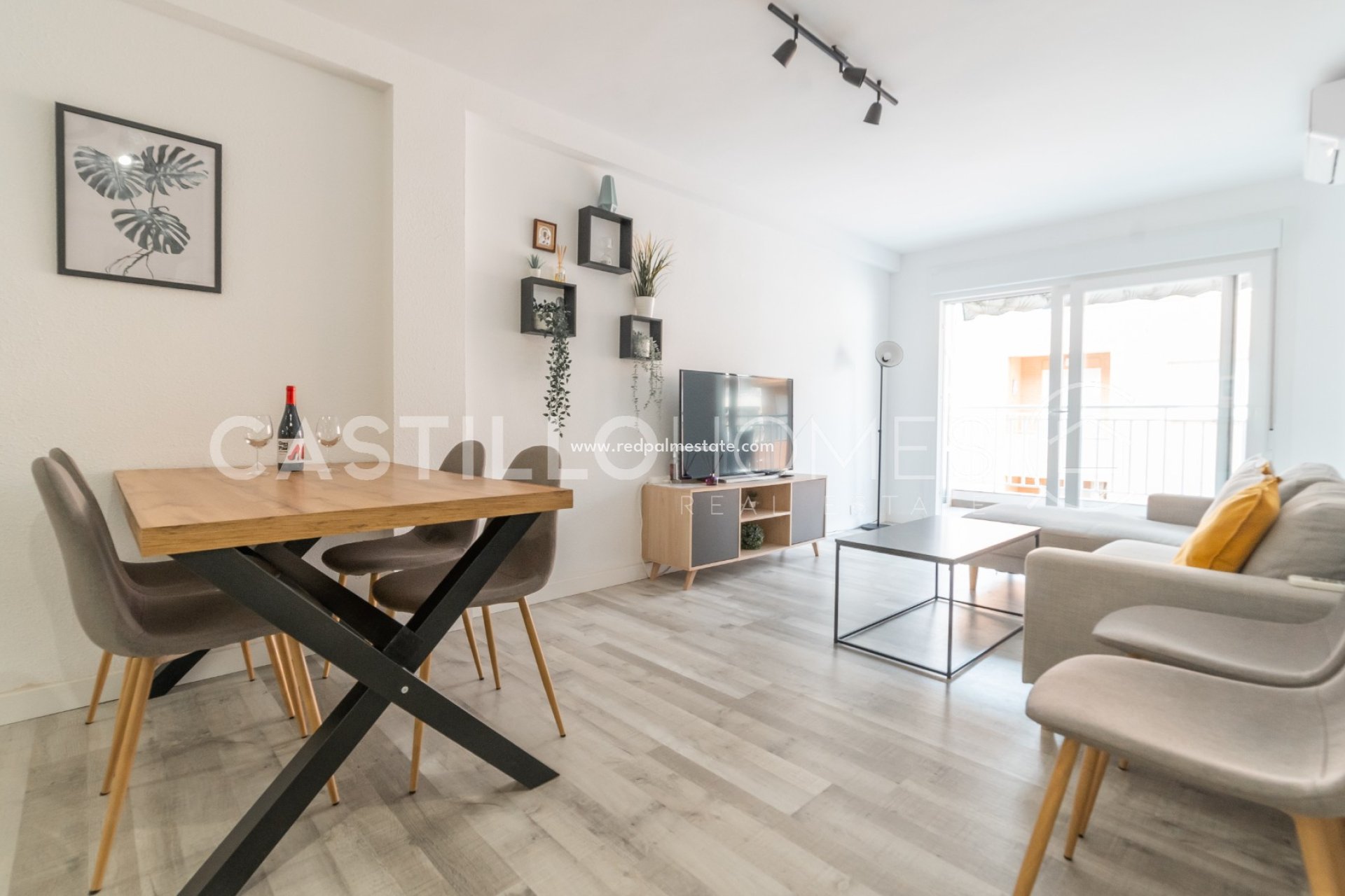 Revente - Appartement -
Torrevieja - Playa del Cura