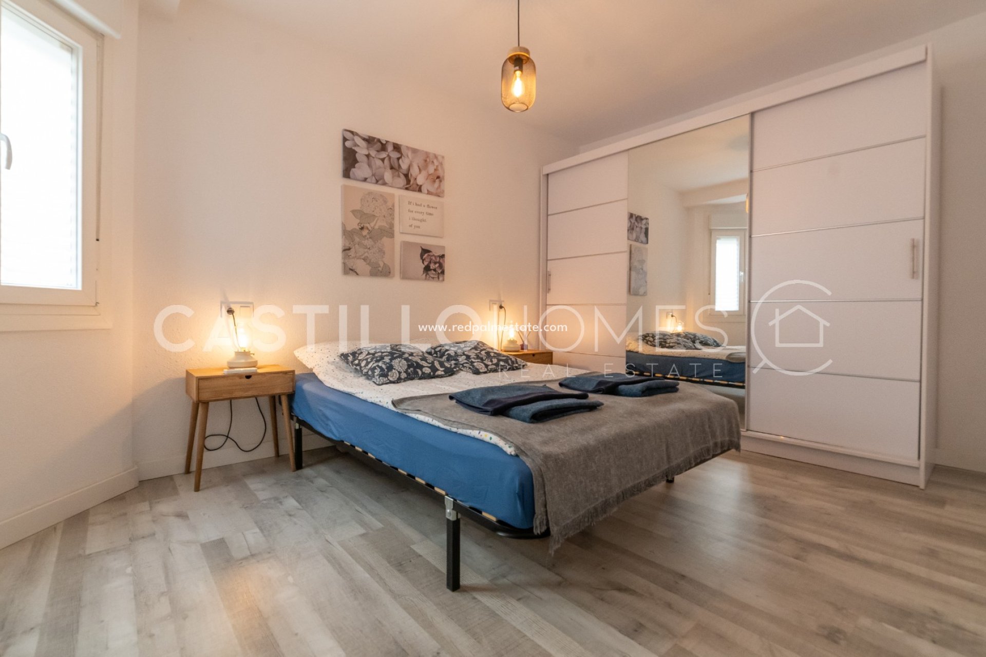 Revente - Appartement -
Torrevieja - Playa del Cura