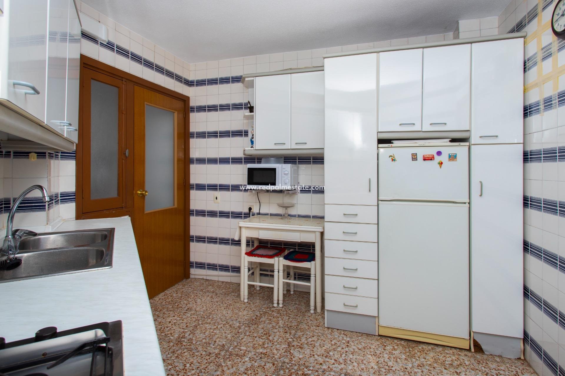 Revente - Appartement -
Torrevieja - Playa del Cura