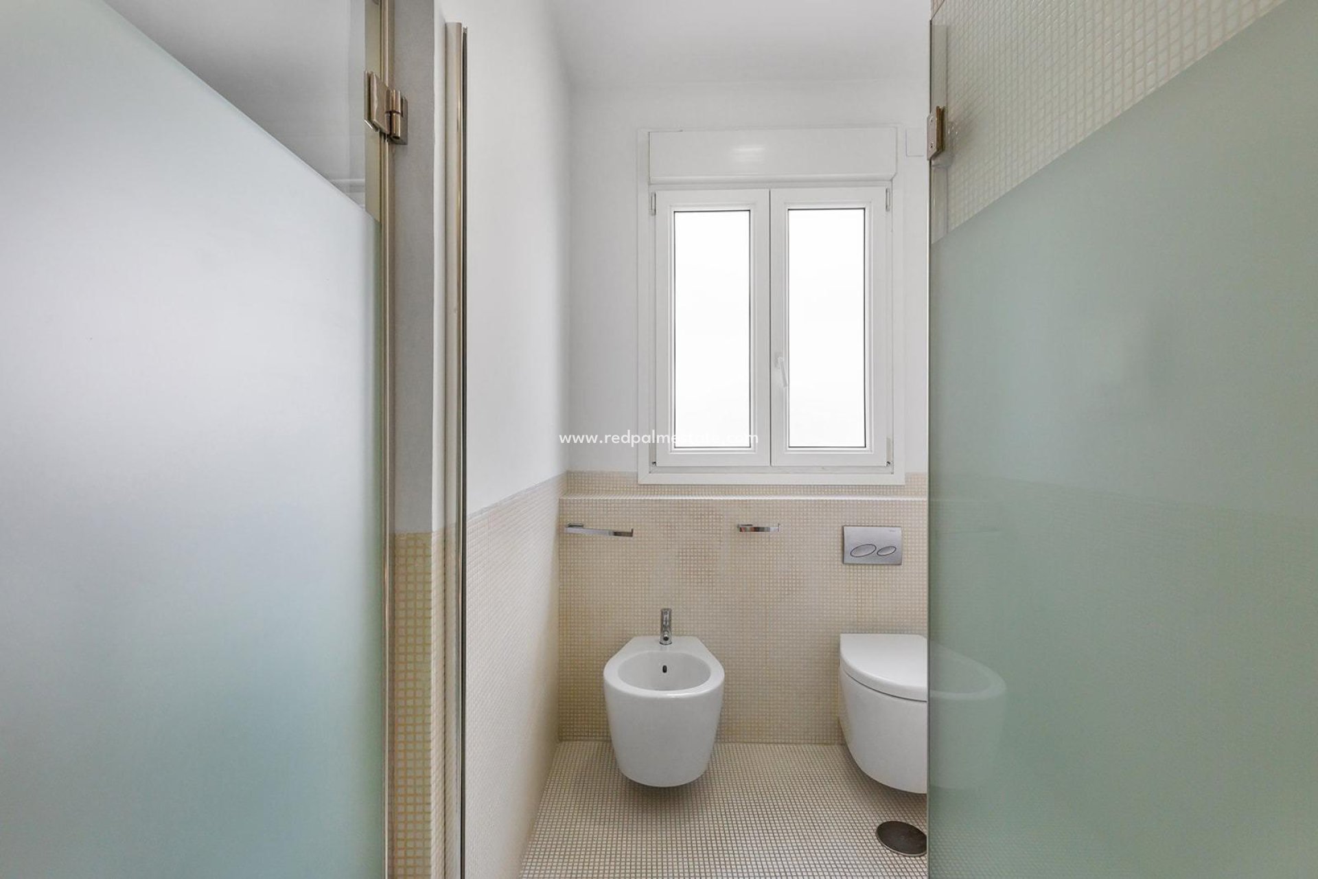 Revente - Appartement -
Torrevieja - Playa del Cura