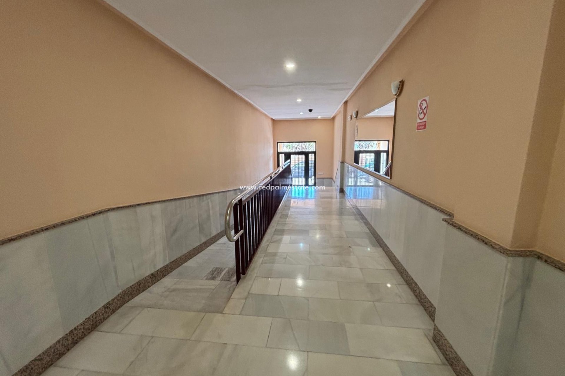 Revente - Appartement -
Torrevieja - Playa del Cura