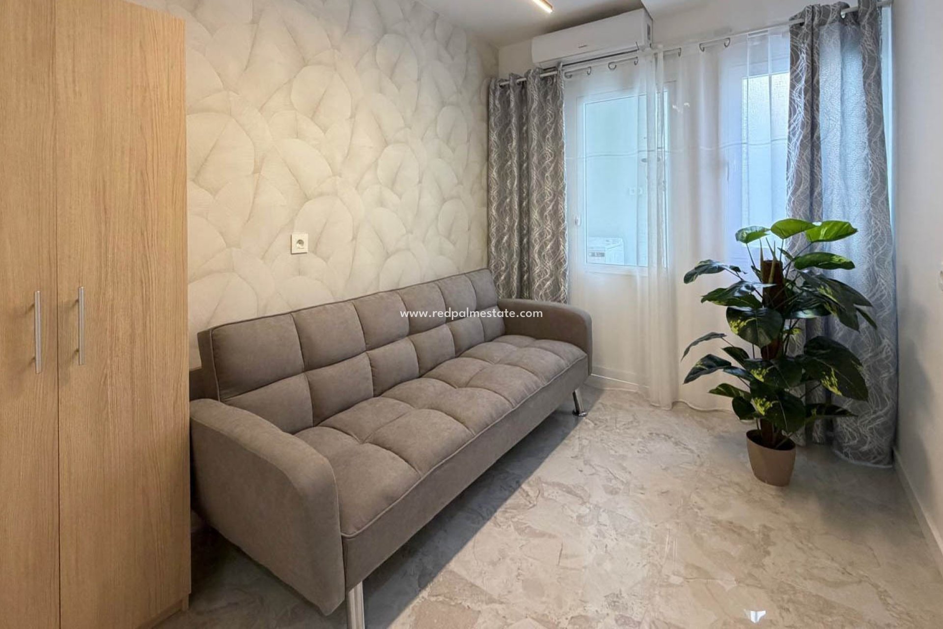 Revente - Appartement -
Torrevieja - Playa del Cura