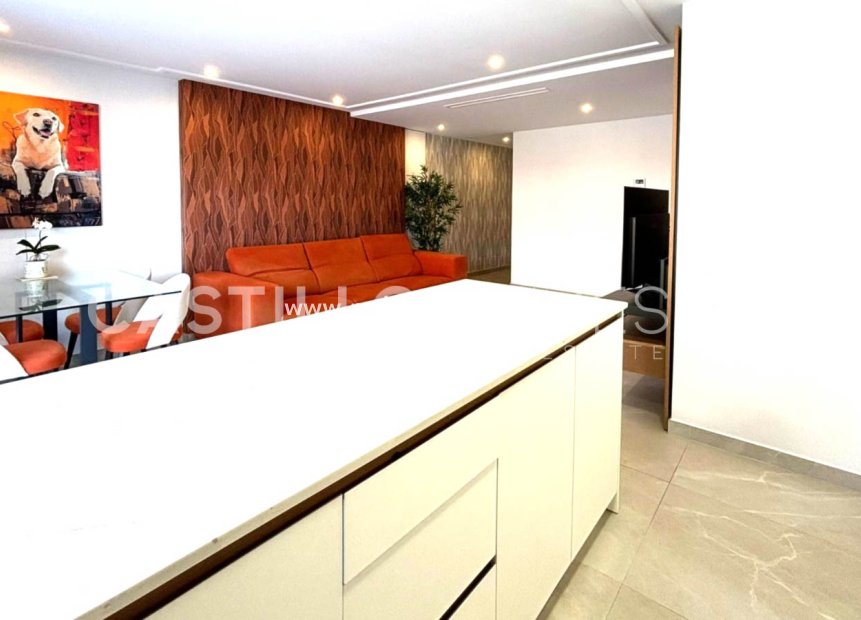 Revente - Appartement -
Torrevieja - Playa del Cura