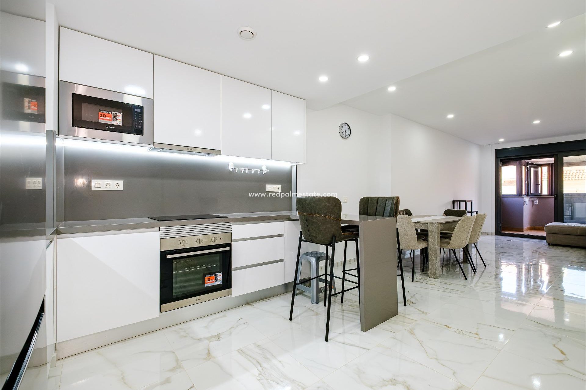 Revente - Appartement -
Torrevieja - Playa del Cura