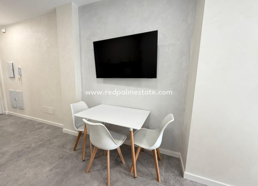 Revente - Appartement -
Torrevieja - Playa del Cura