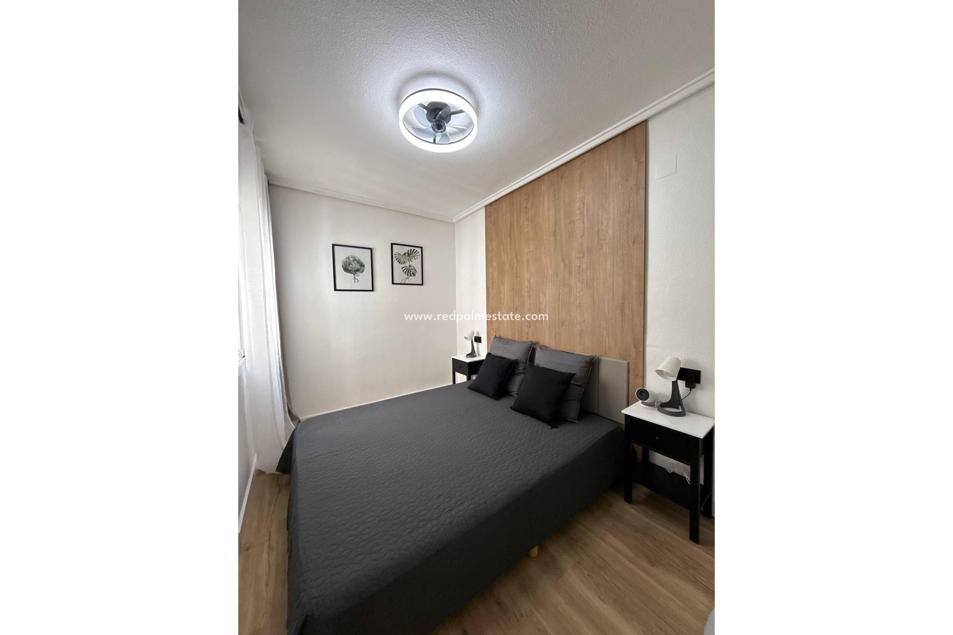 Revente - Appartement -
Torrevieja - Playa del Cura