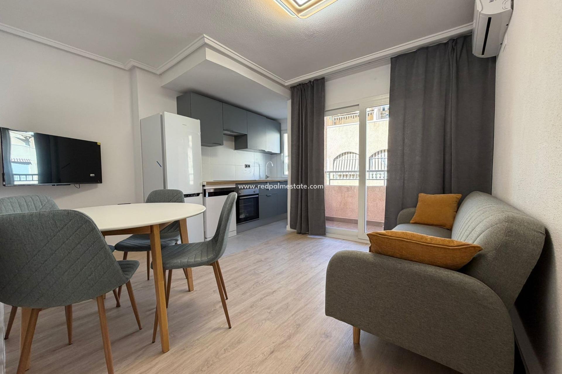 Revente - Appartement -
Torrevieja - Playa del Cura