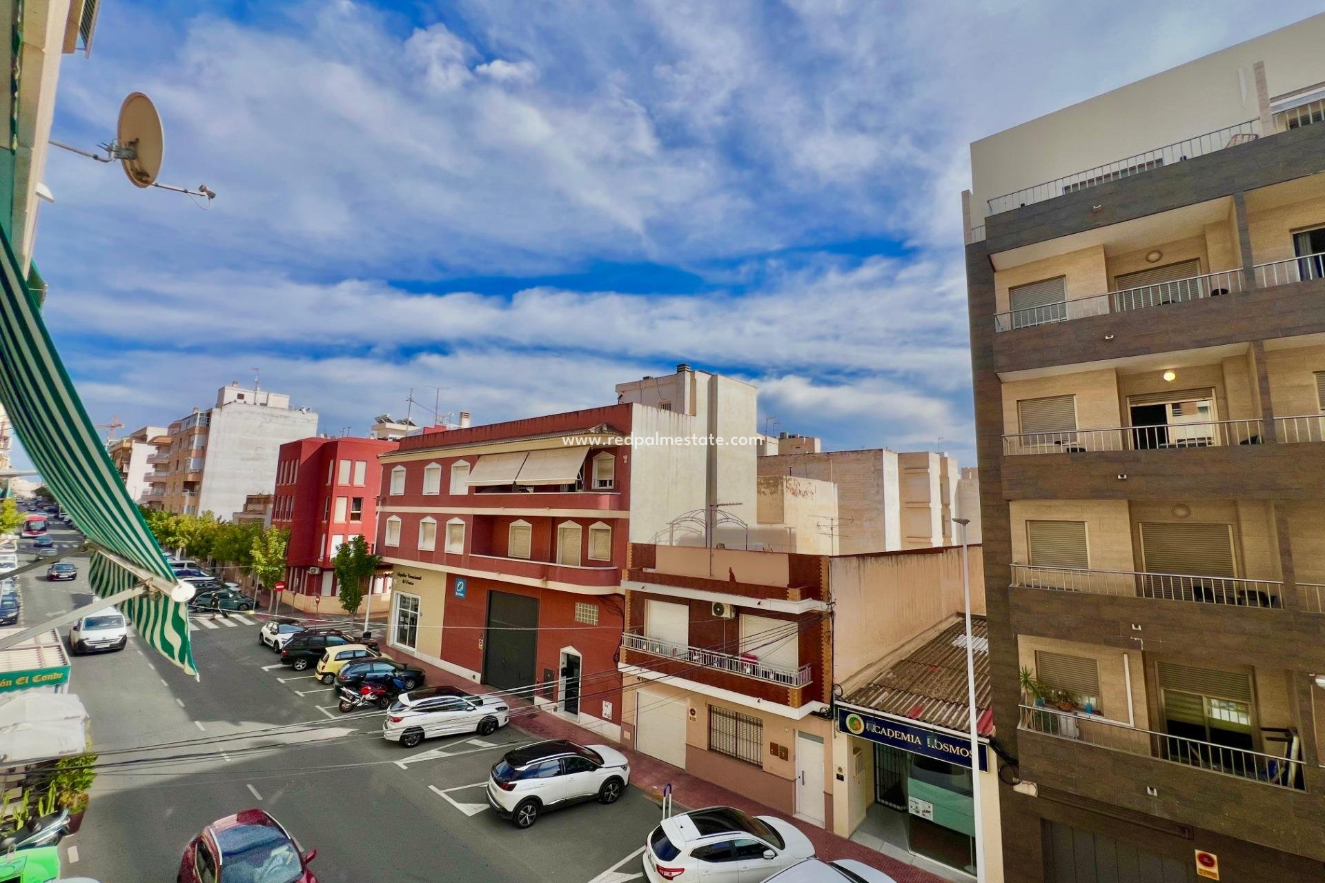 Revente - Appartement -
Torrevieja - Puerto Deportivo