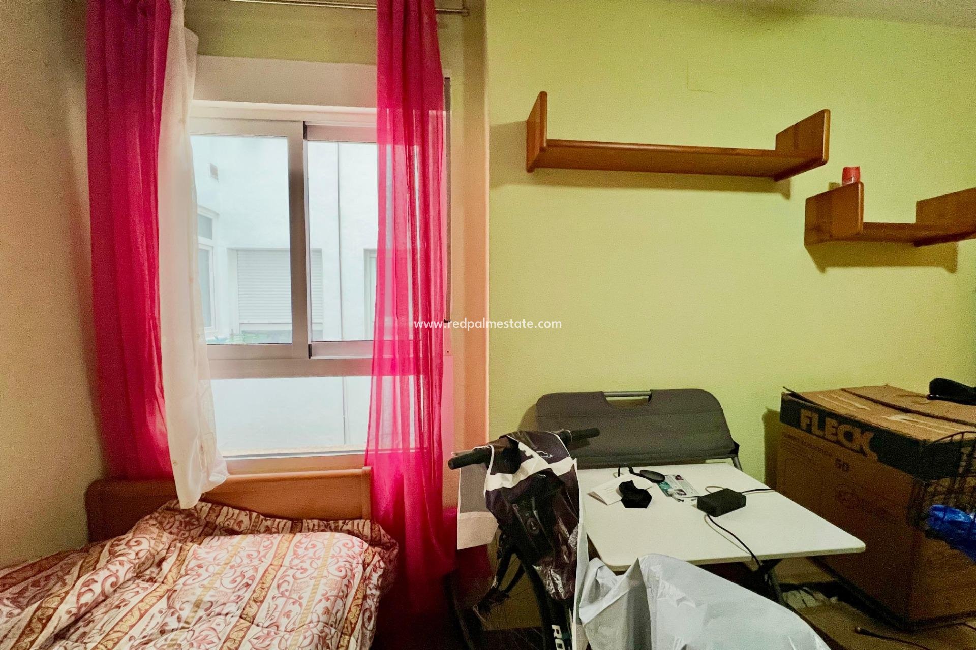 Revente - Appartement -
Torrevieja - Puerto Deportivo