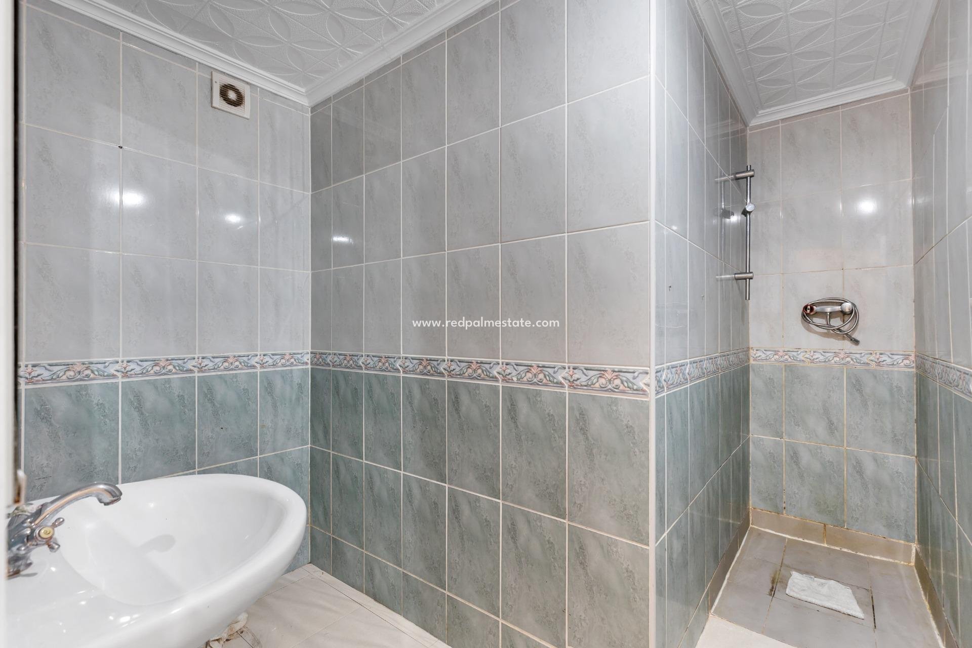 Revente - Appartement -
Torrevieja - Puerto Deportivo